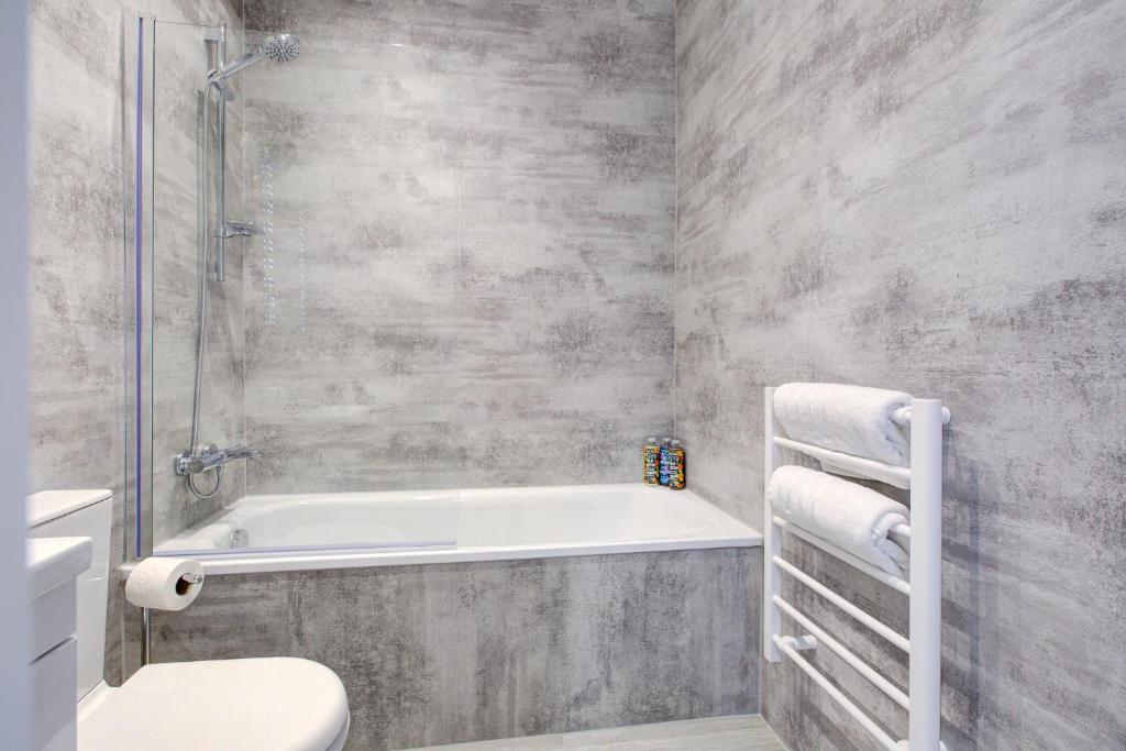 伦敦Sutton Cheam•Free car or van parking酒店公寓 公寓图片