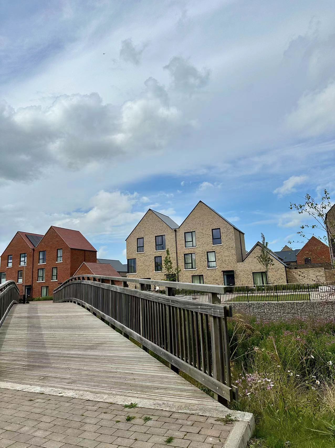 藍莎集團 - 英國樓盤、英國物業代理 | 英國買樓置業一站式服務