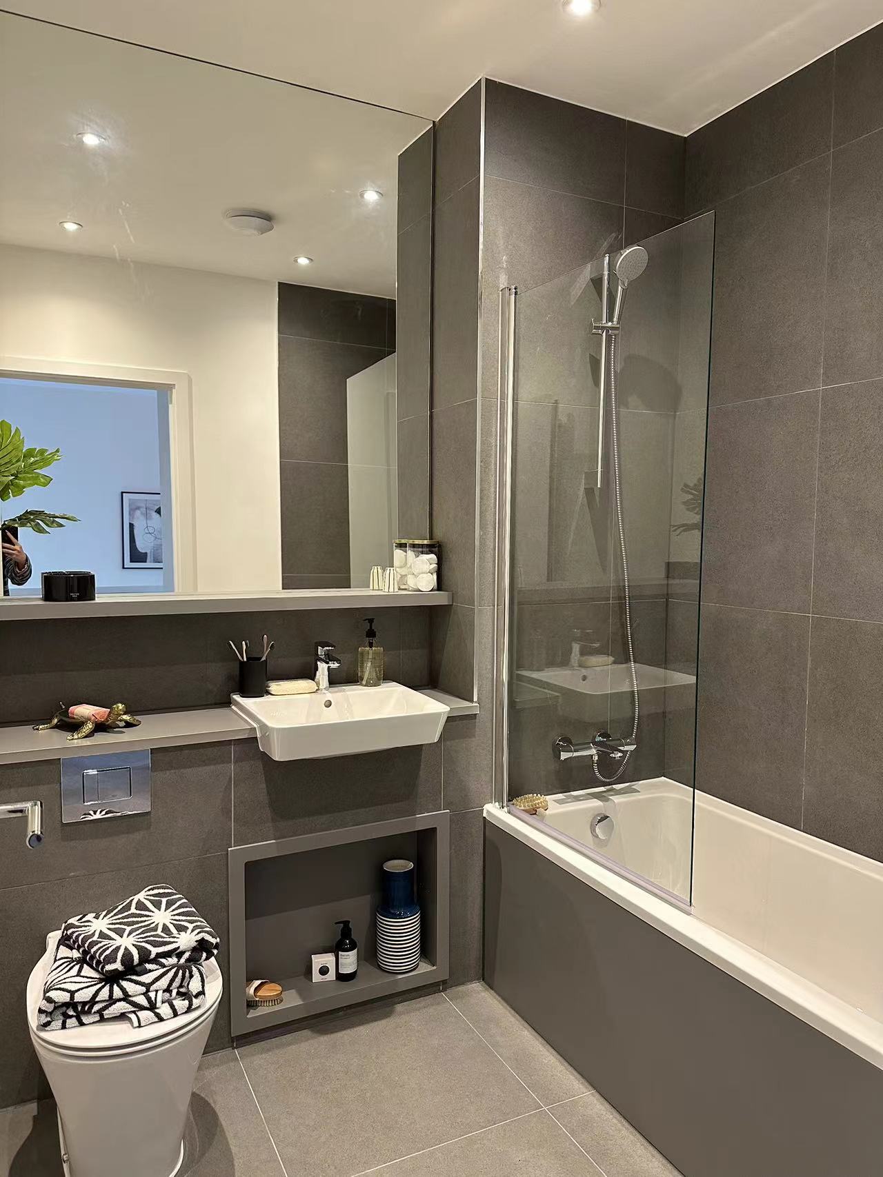 藍莎集團 - 英國樓盤、英國物業代理 | 英國買樓置業一站式服務