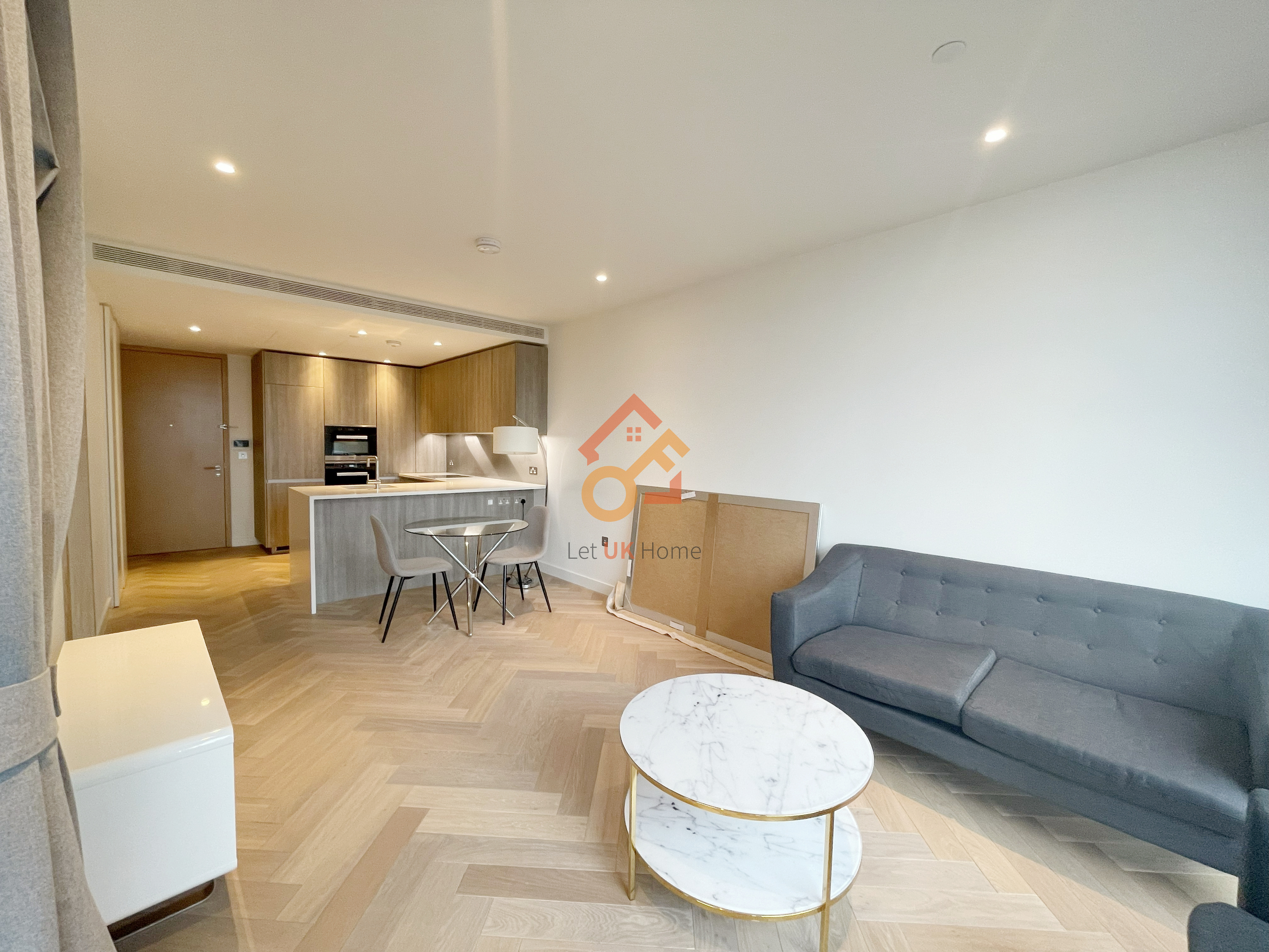 伦敦City of London·1房1卫·Principal Tower 房源图片