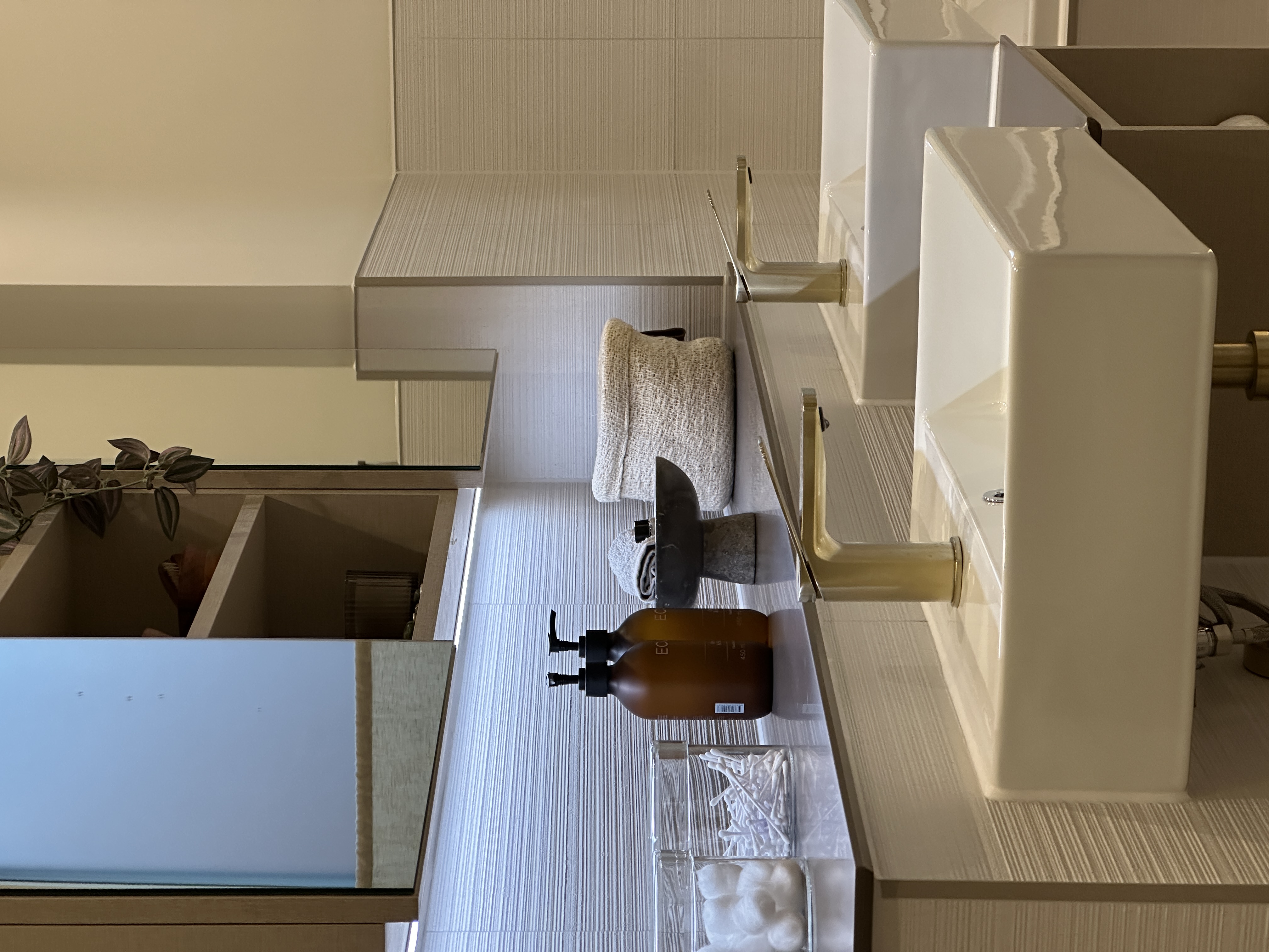 Lansha Group - UK Real Estate, UK Property Agency | One stop shop for buying and purchasing properties in the UK