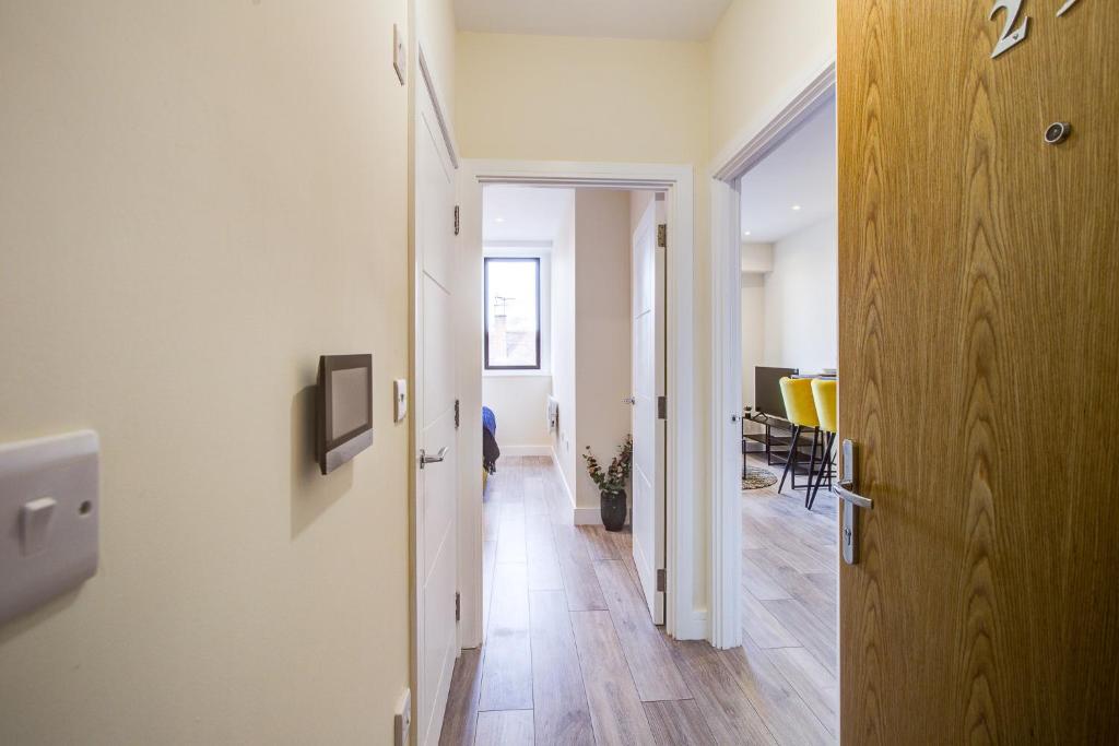 伦敦Sutton Cheam•Free car or van parking酒店公寓 公寓图片