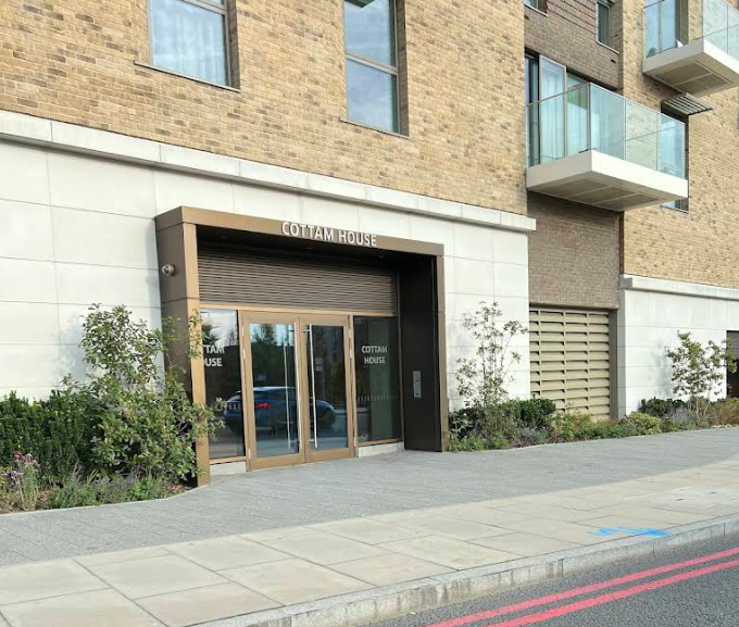 伦敦Greenwich•3房•Cottam House 外立面