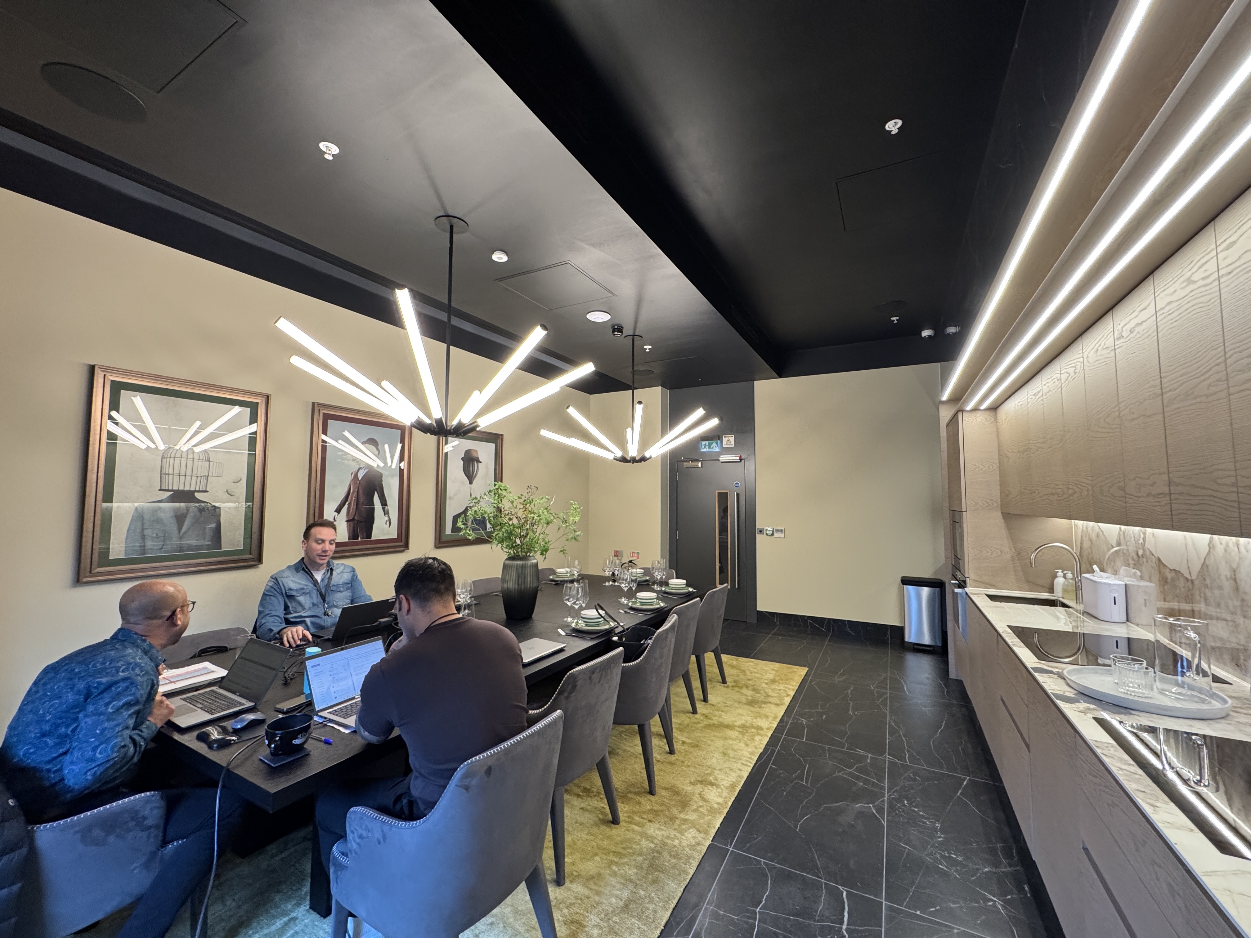 藍莎集團 - 英國樓盤、英國物業代理 | 英國買樓置業一站式服務