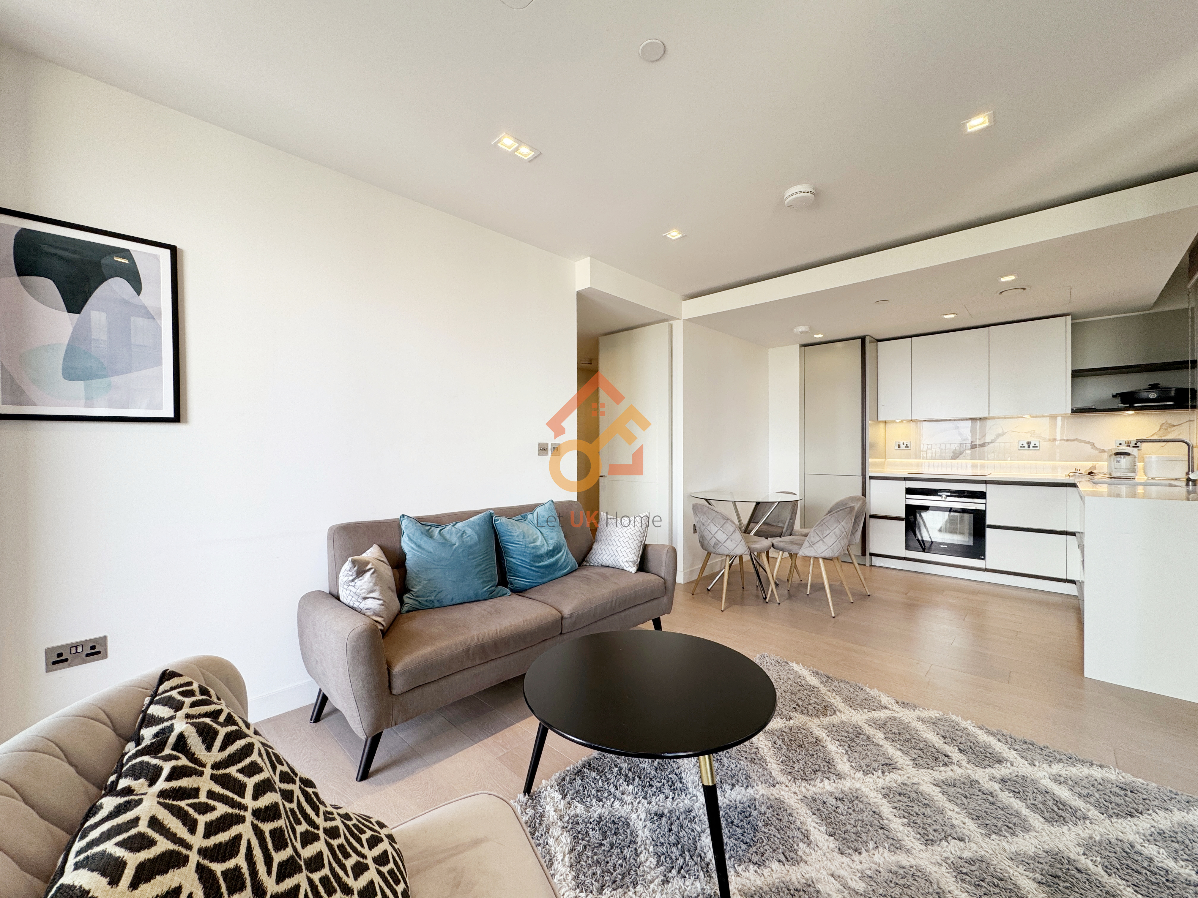 Lansha Group - UK Real Estate, UK Property Agency | One stop shop for buying and purchasing properties in the UK