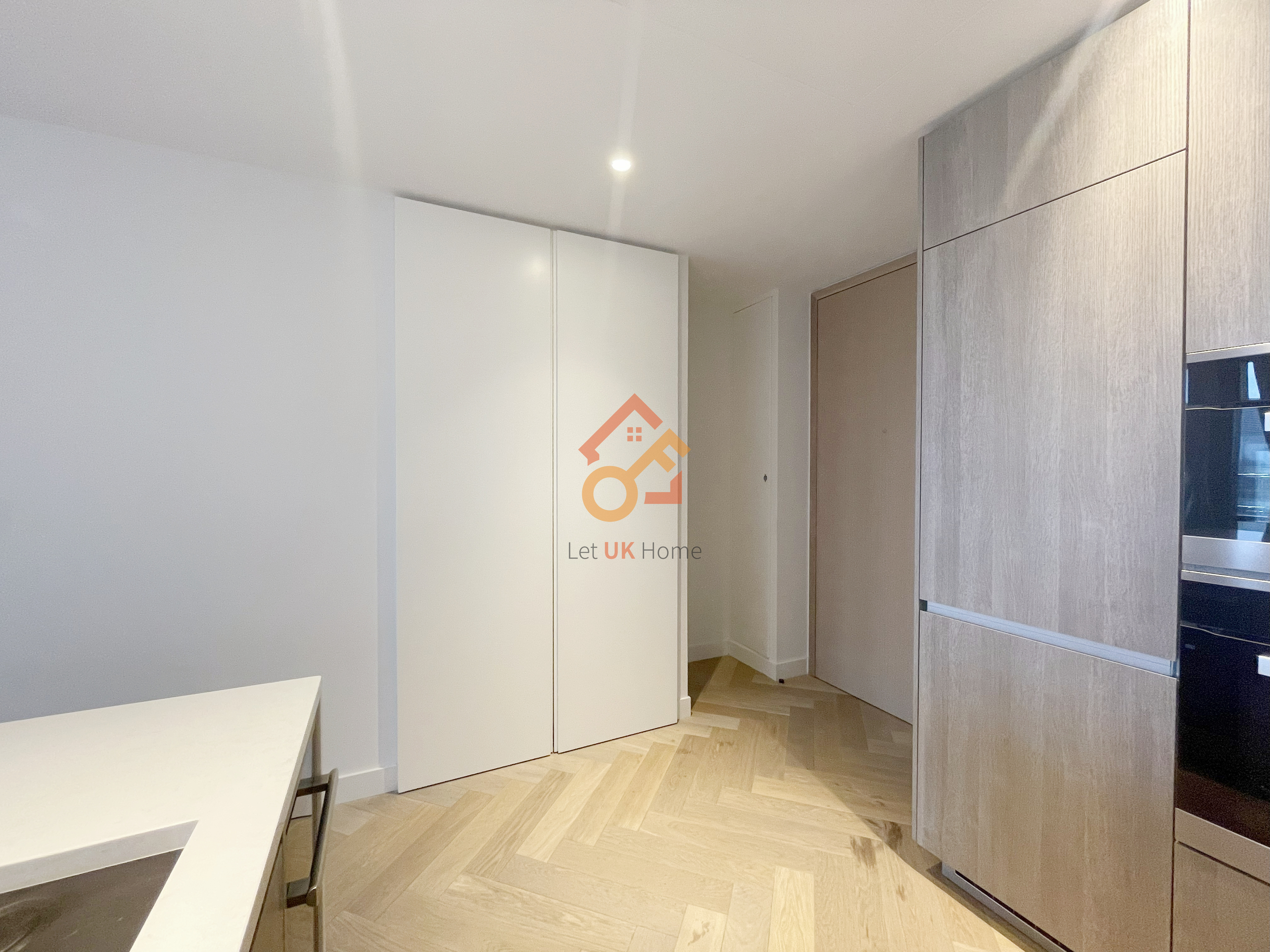 伦敦City of London·1房1卫·Principal Tower 房源图片