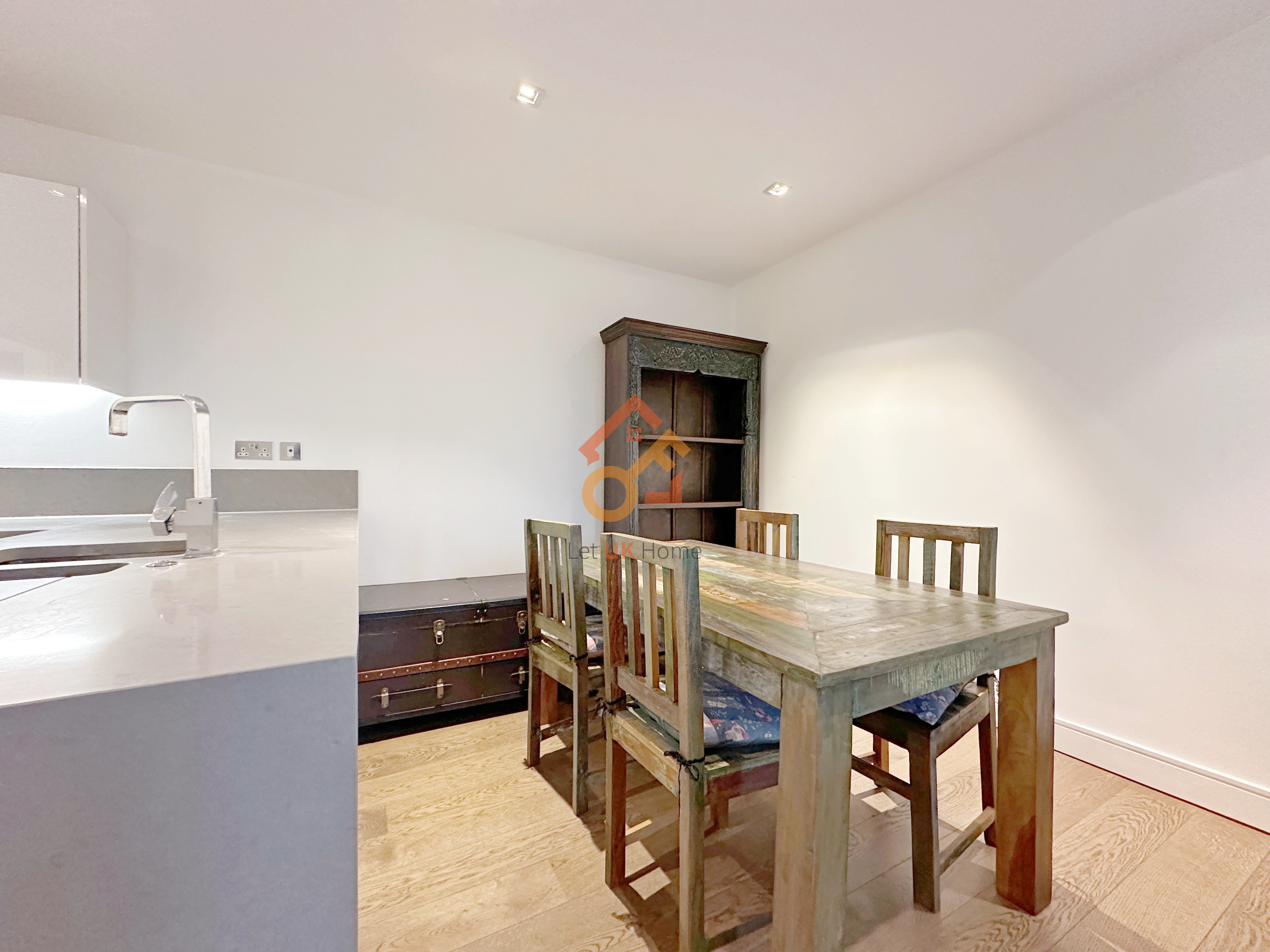 Lansha Group - UK Real Estate, UK Property Agency | One stop shop for buying and purchasing properties in the UK