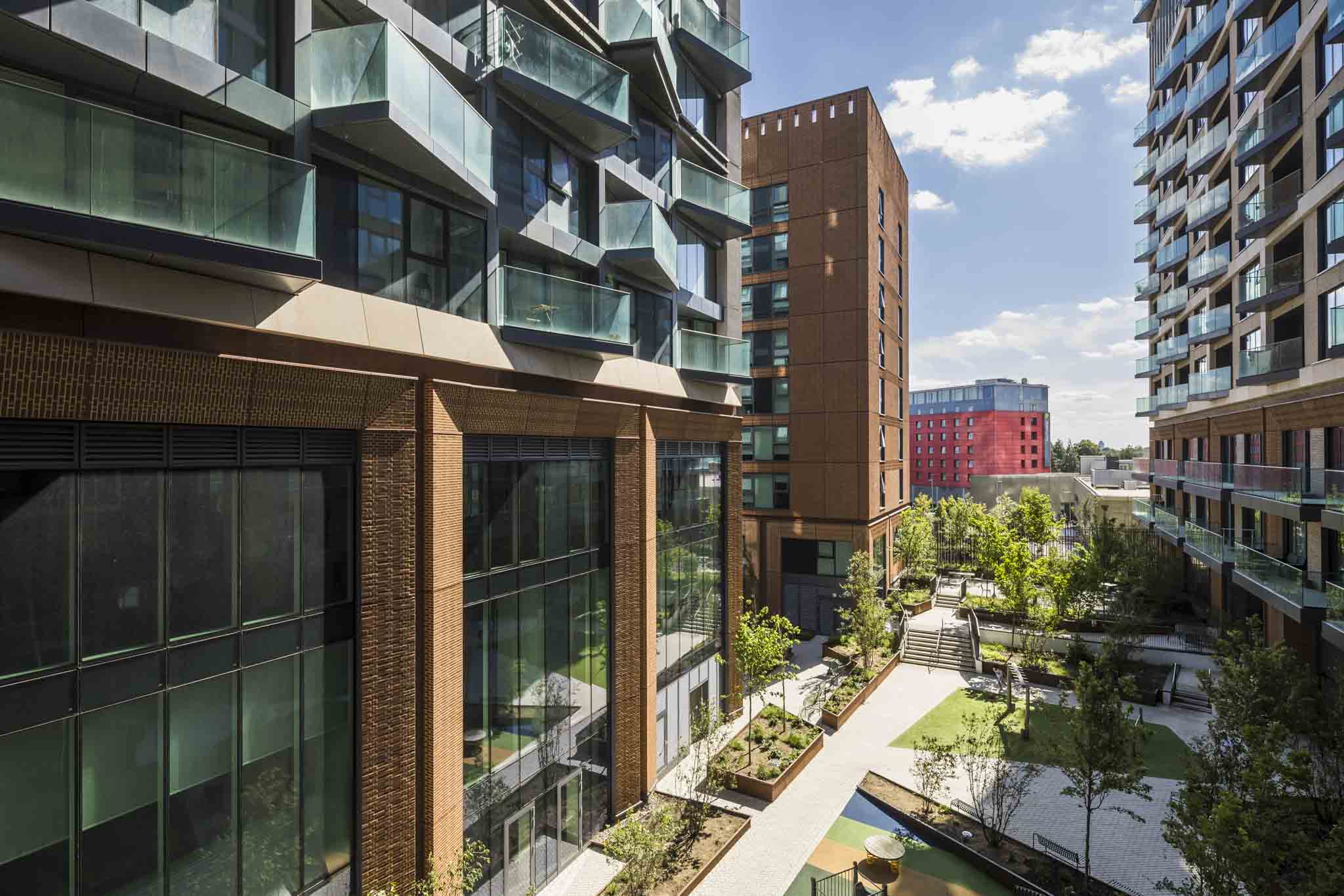 藍莎集團 - 英國樓盤、英國物業代理 | 英國買樓置業一站式服務