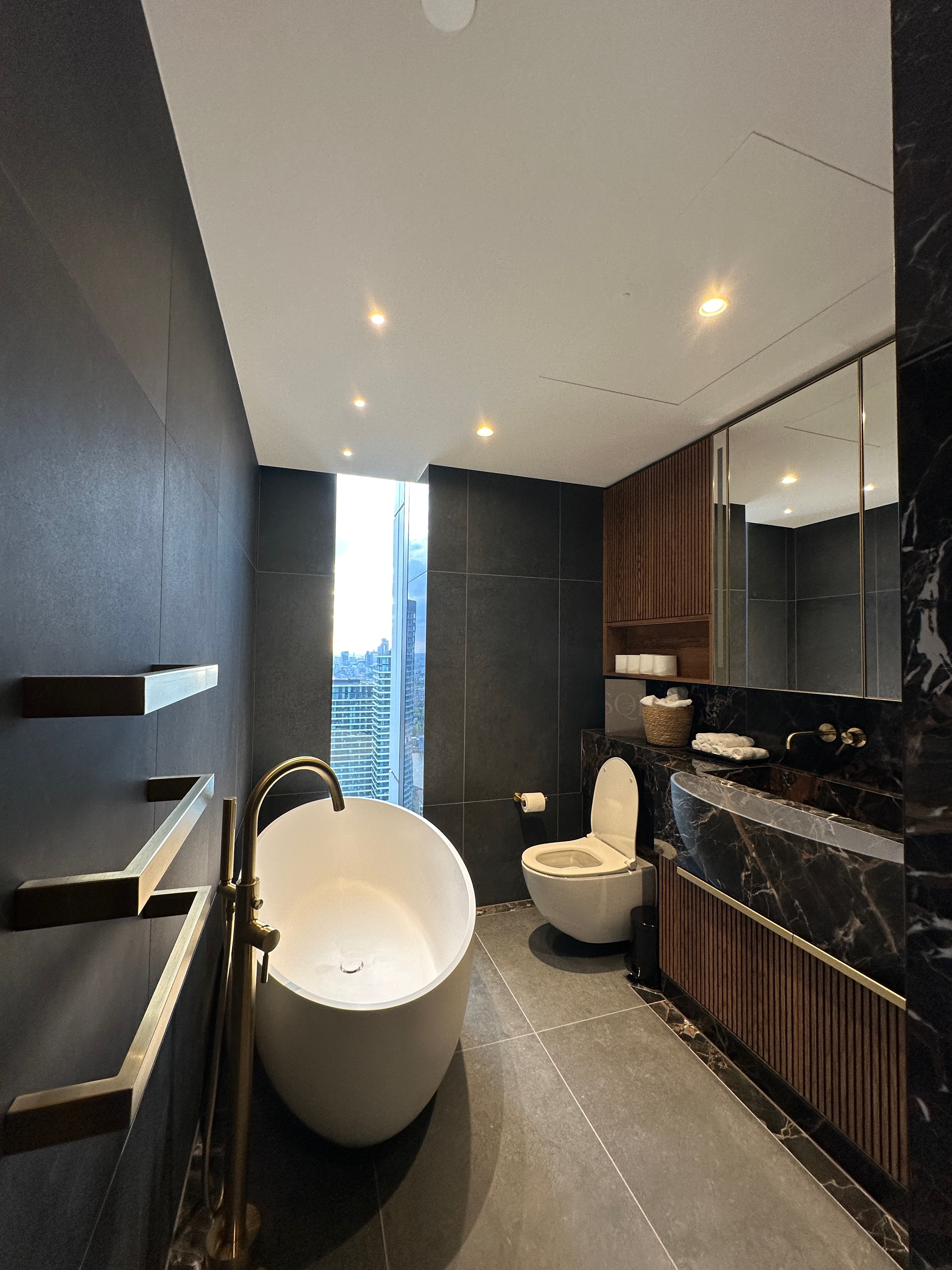 藍莎集團 - 英國樓盤、英國物業代理 | 英國買樓置業一站式服務