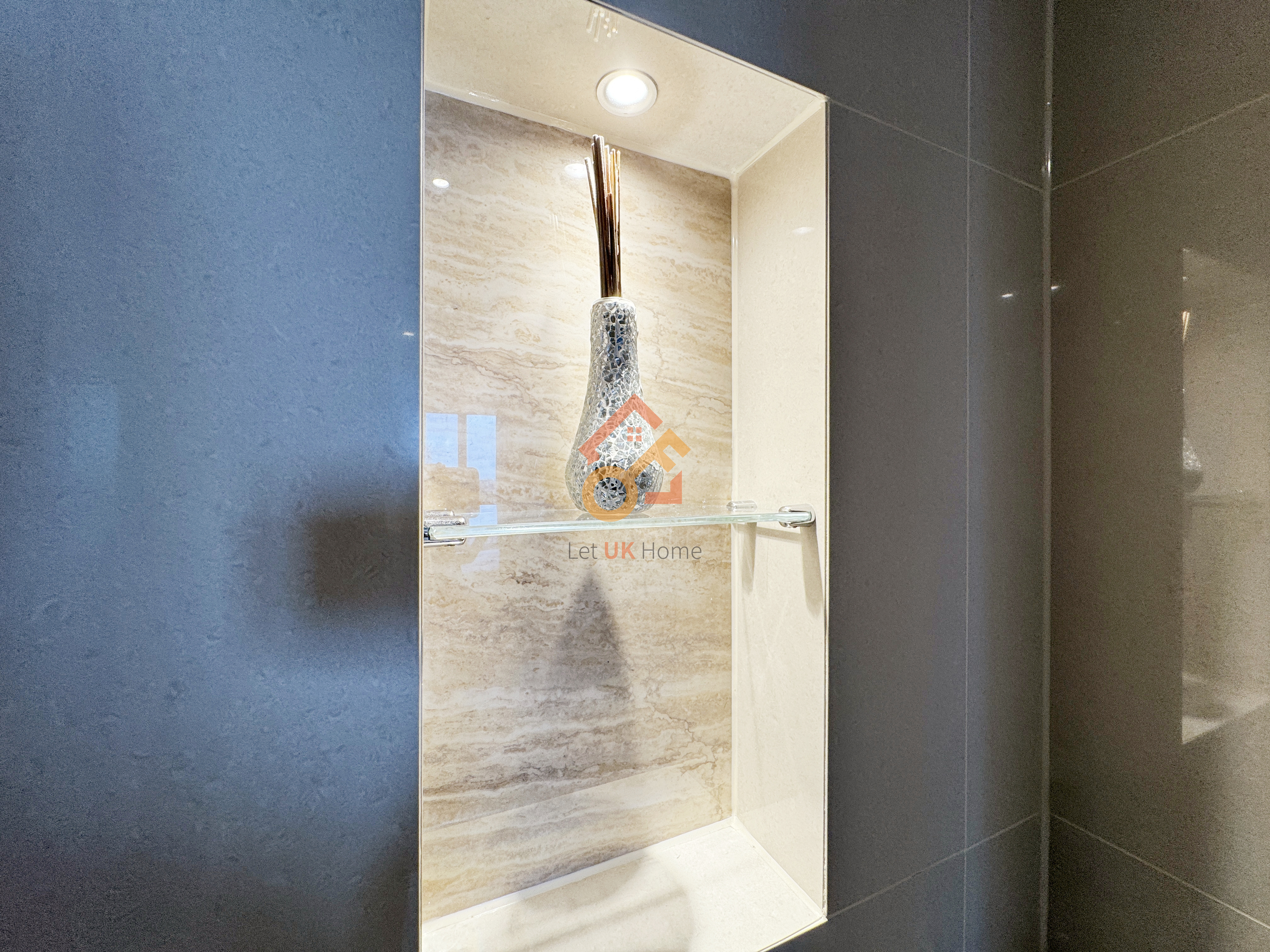 Lansha Group - UK Real Estate, UK Property Agency | One stop shop for buying and purchasing properties in the UK