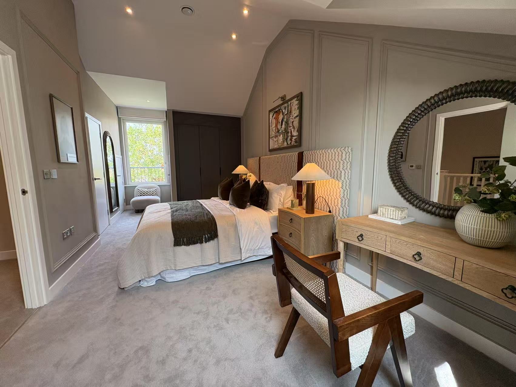 藍莎集團 | 英國置產一站式服務