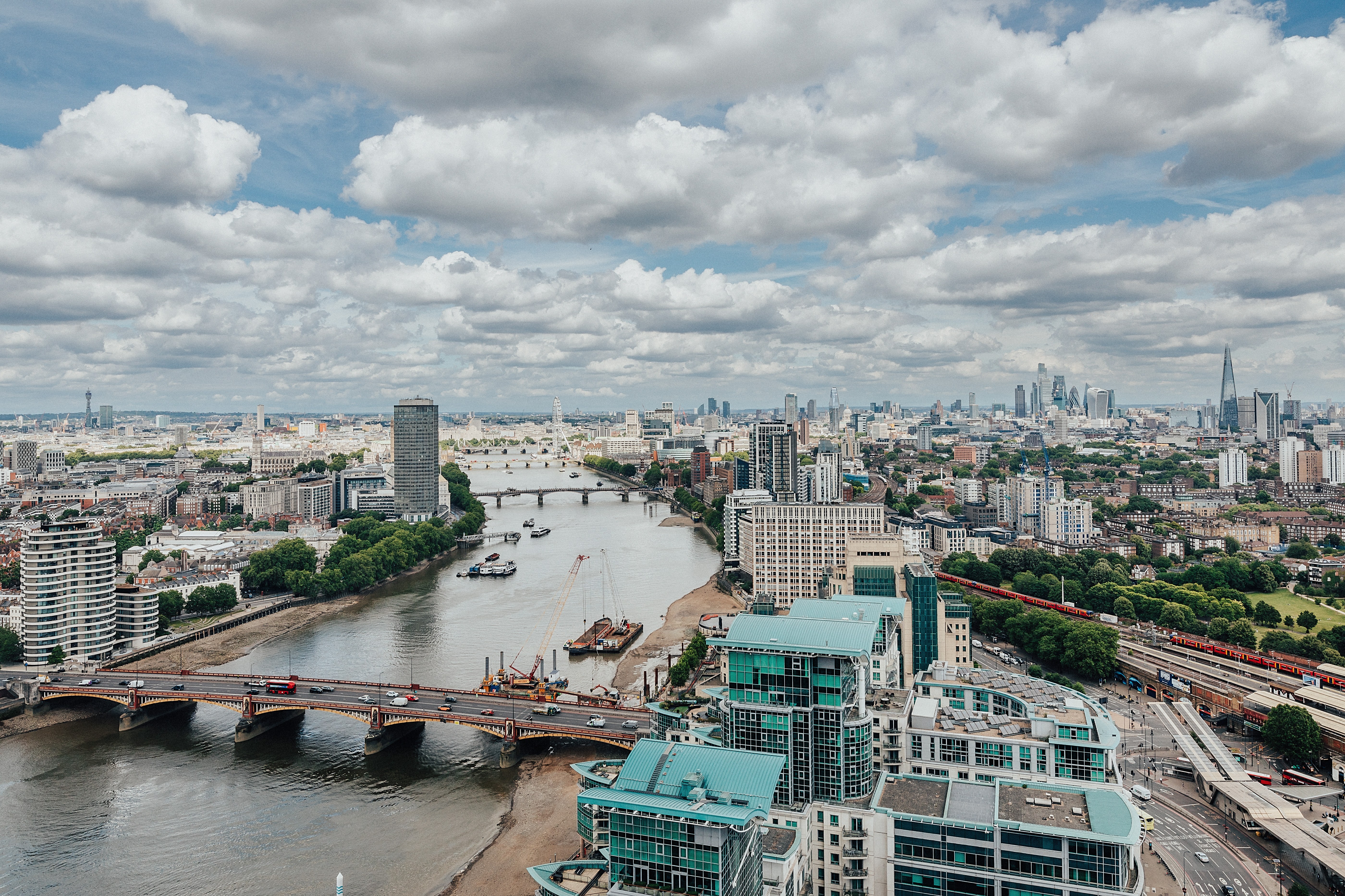 藍莎集團 - 英國樓盤、英國物業代理 | 英國買樓置業一站式服務