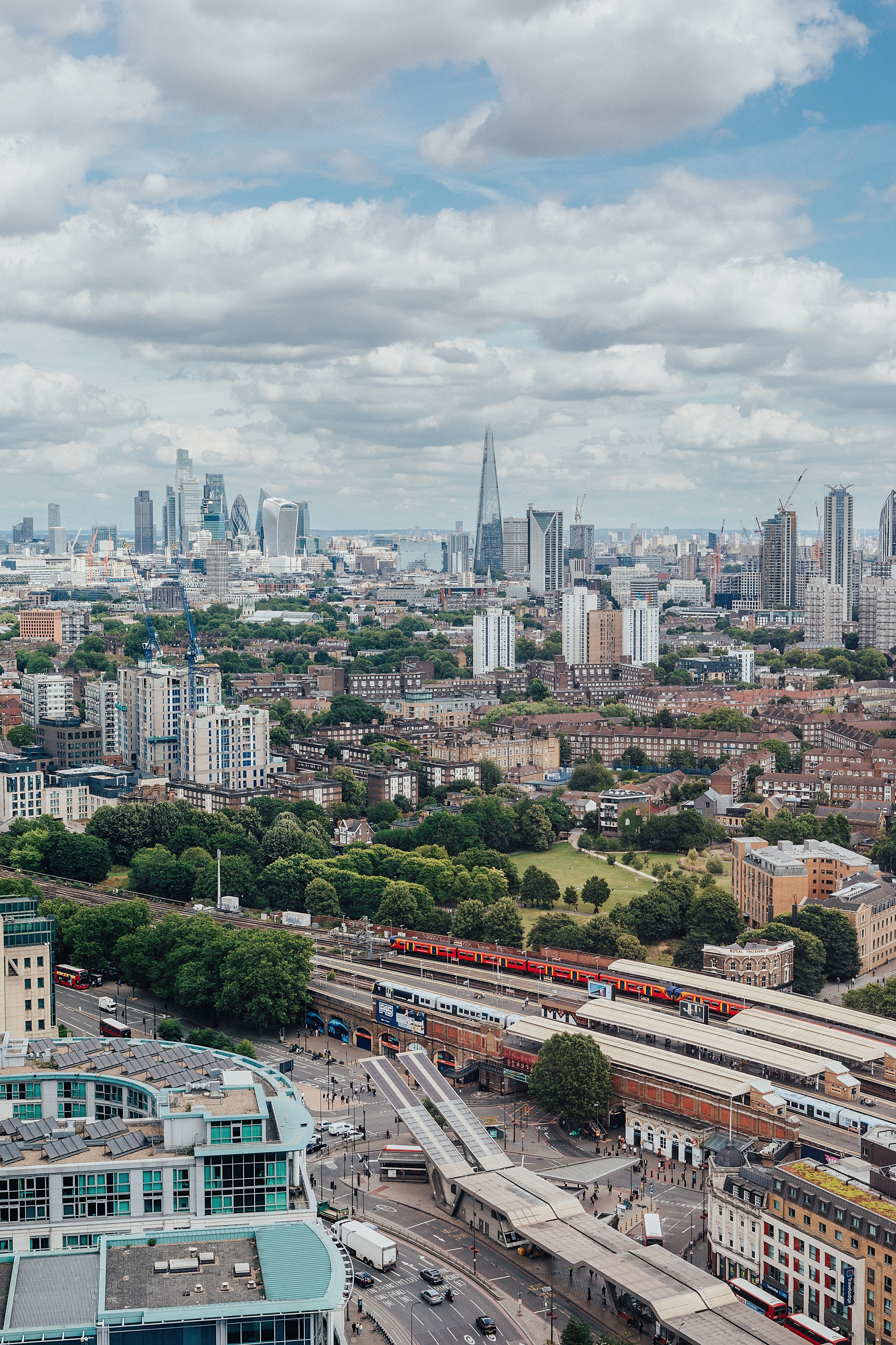 藍莎集團 - 英國樓盤、英國物業代理 | 英國買樓置業一站式服務
