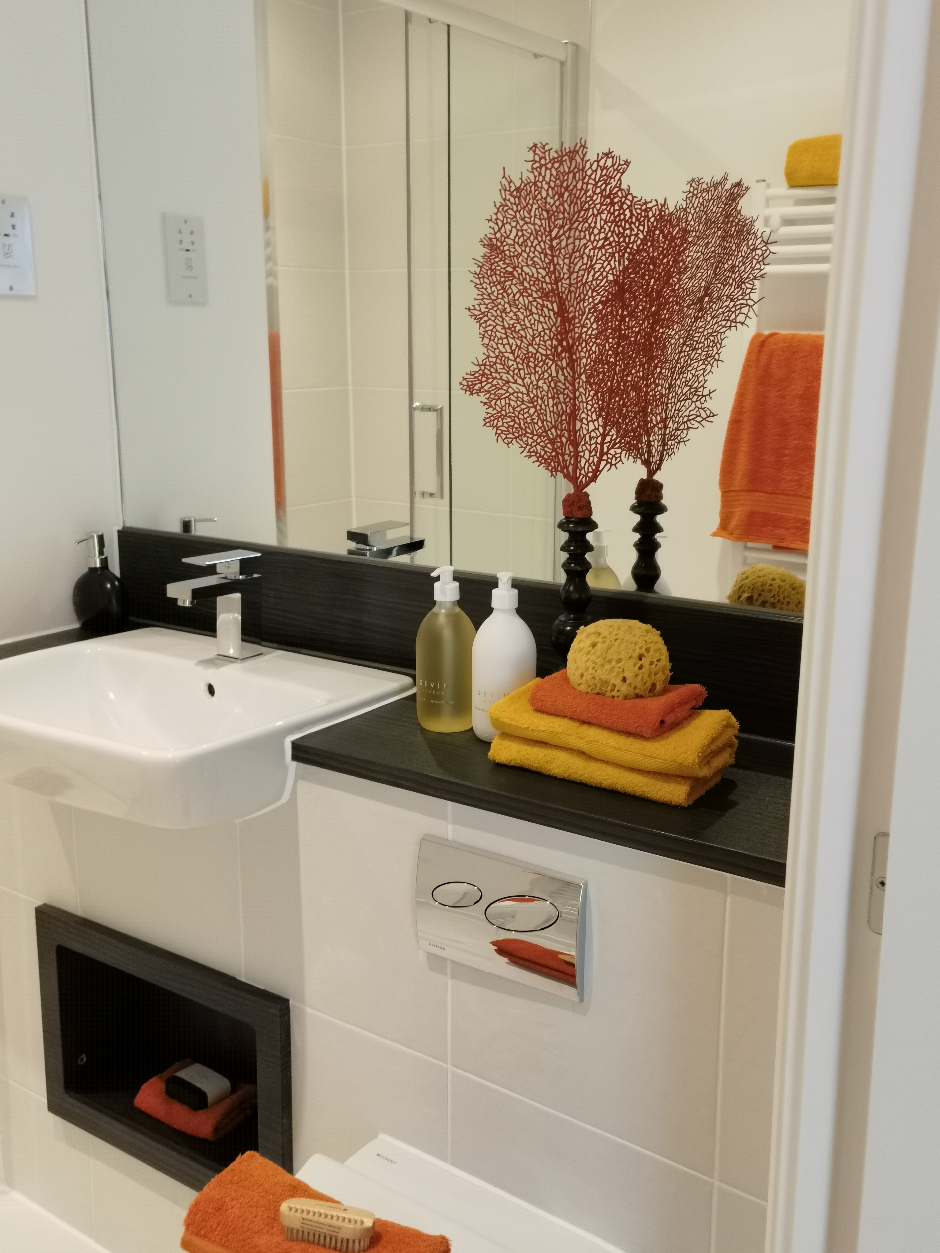 藍莎集團 | 英國置產一站式服務