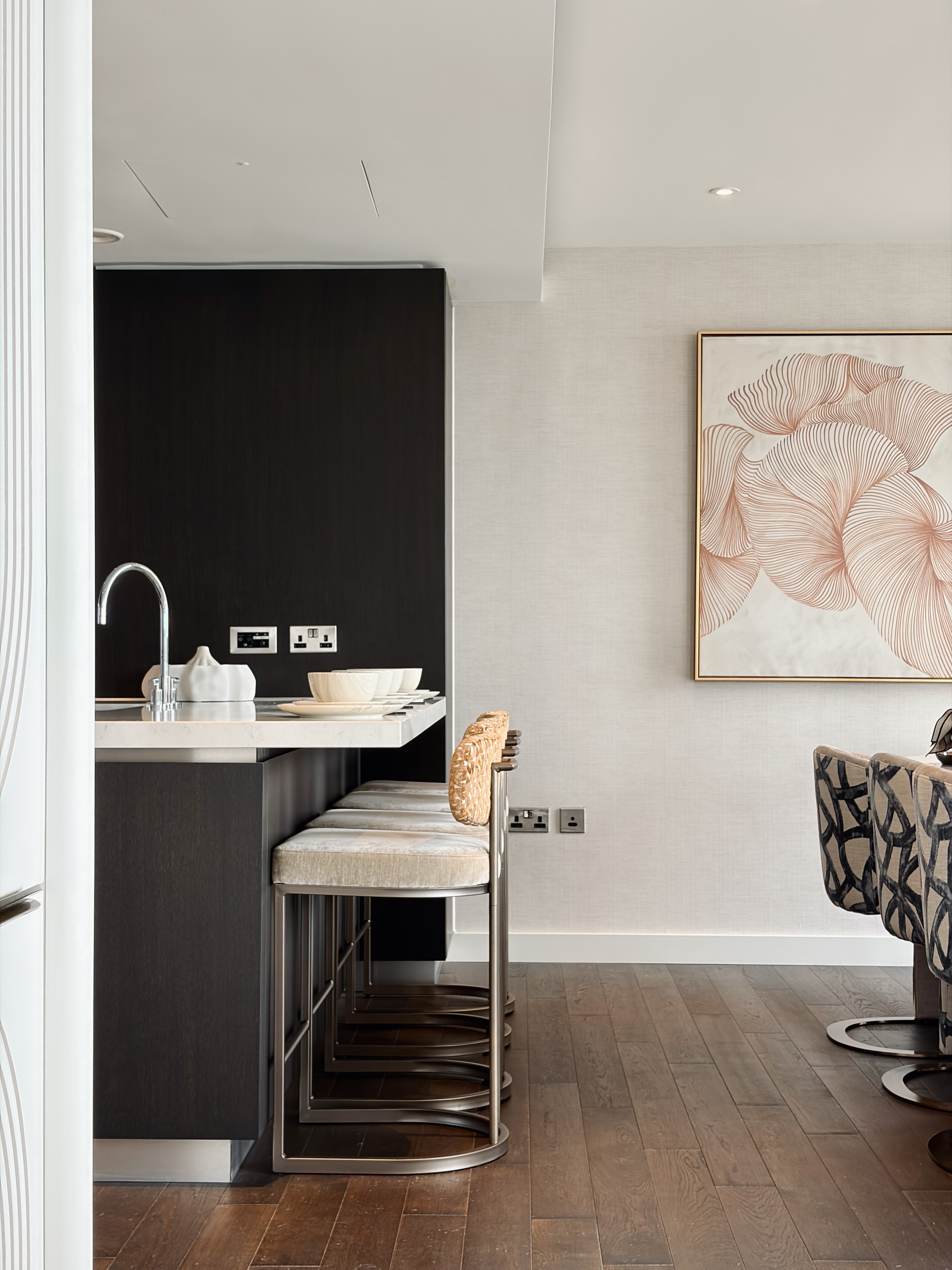 Lansha Group - UK Real Estate, UK Property Agency | One stop shop for buying and purchasing properties in the UK