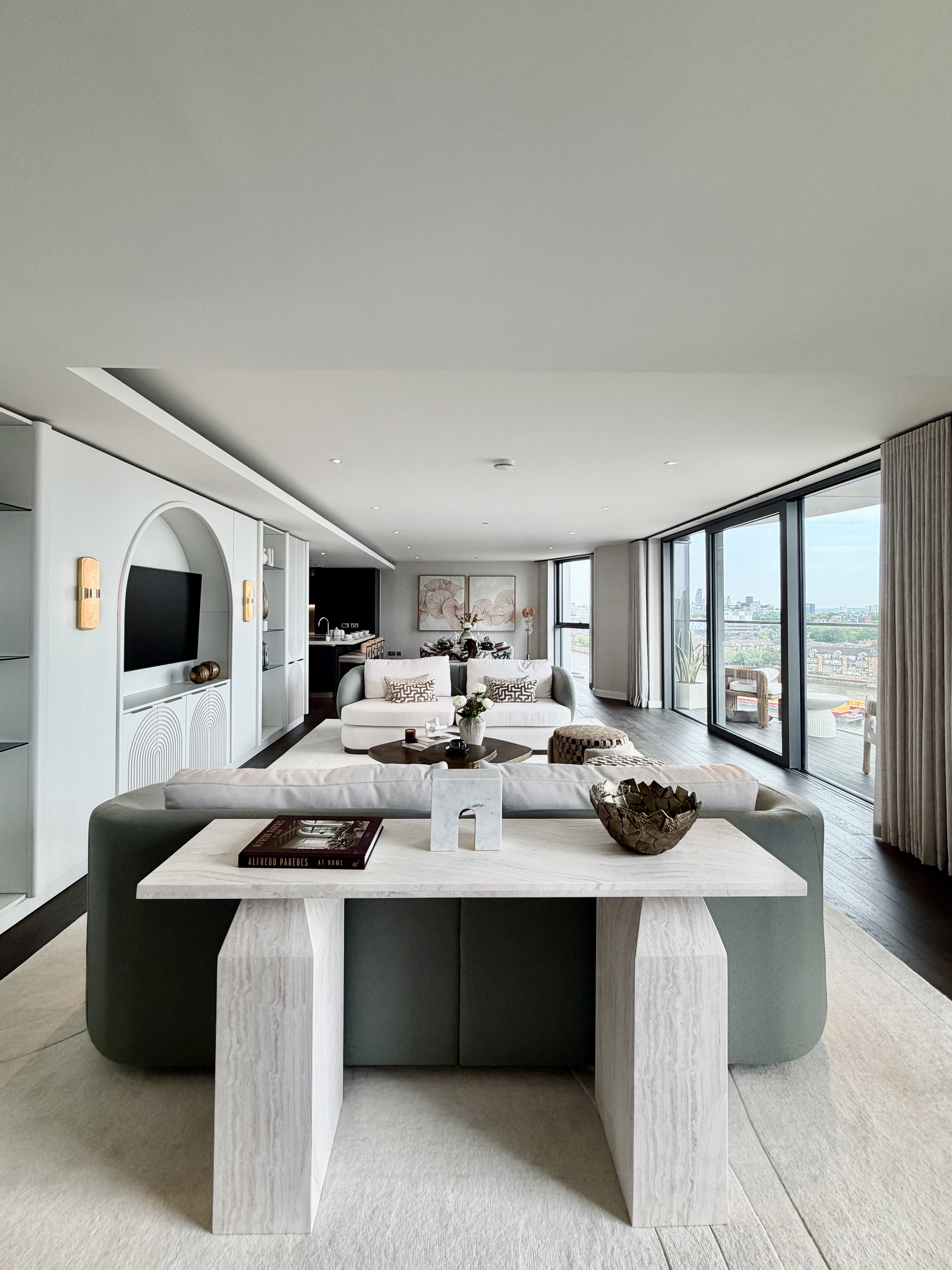 Lansha Group - UK Real Estate, UK Property Agency | One stop shop for buying and purchasing properties in the UK