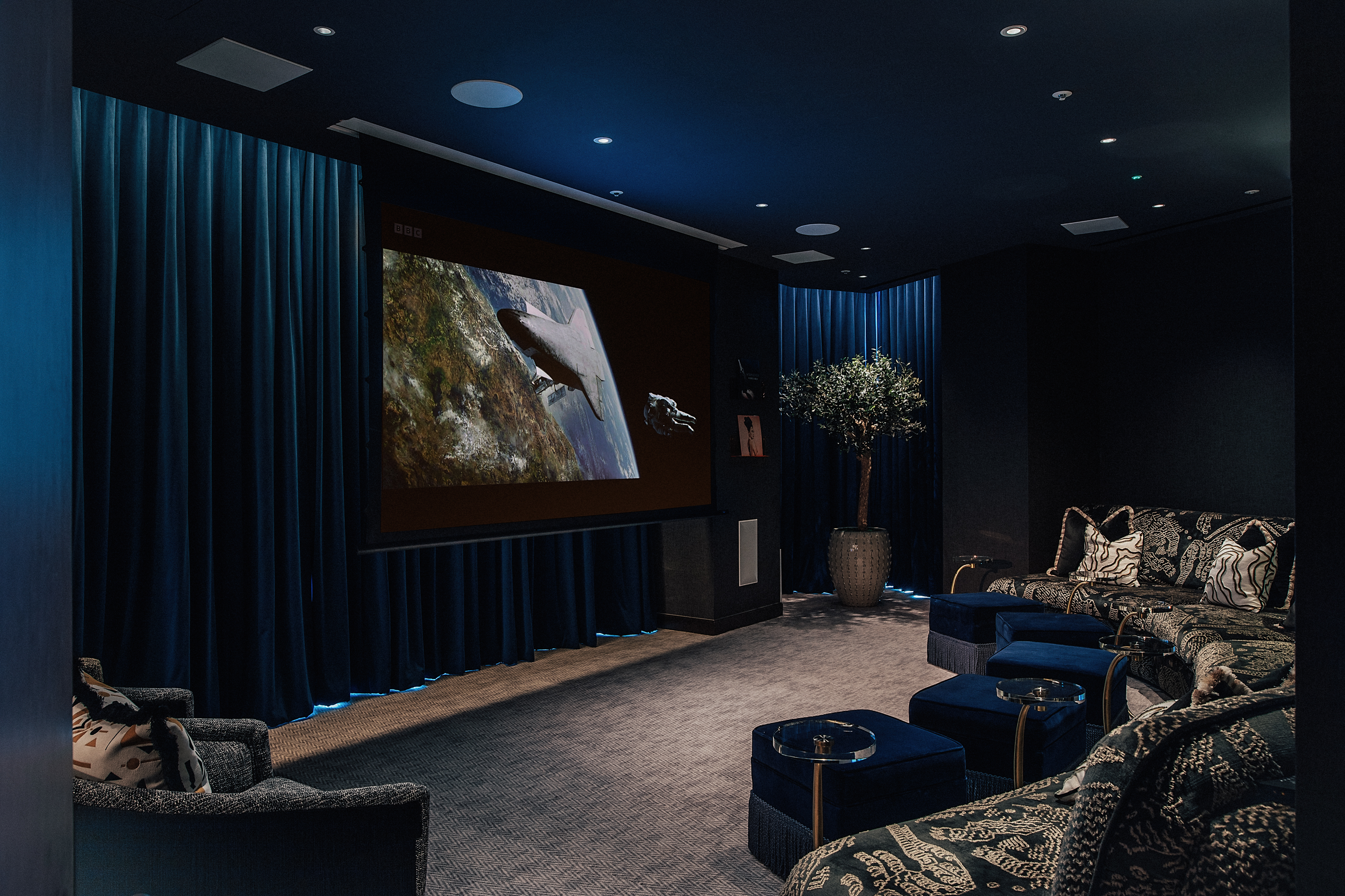 藍莎集團 - 英國樓盤、英國物業代理 | 英國買樓置業一站式服務