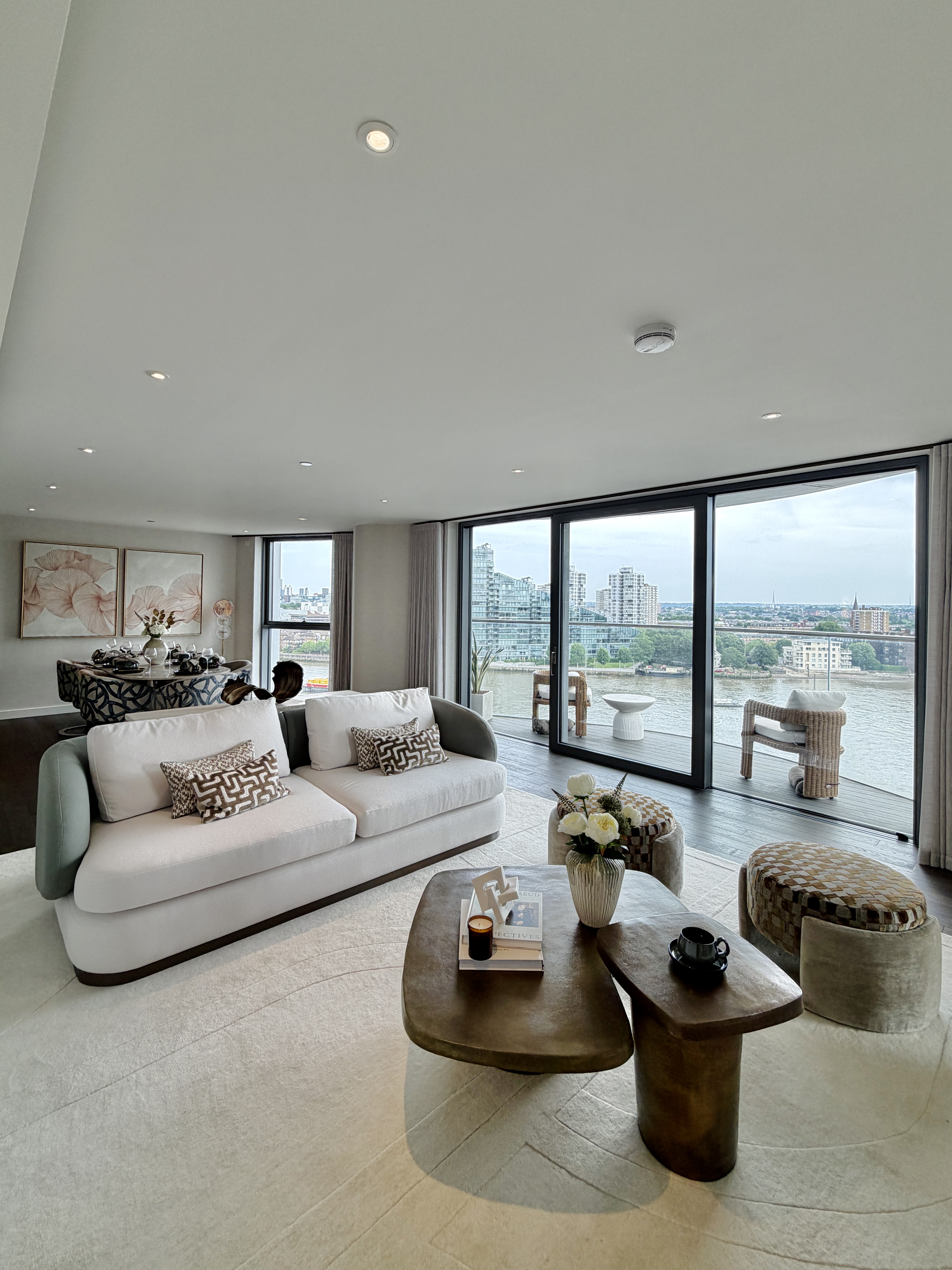 Lansha Group - UK Real Estate, UK Property Agency | One stop shop for buying and purchasing properties in the UK