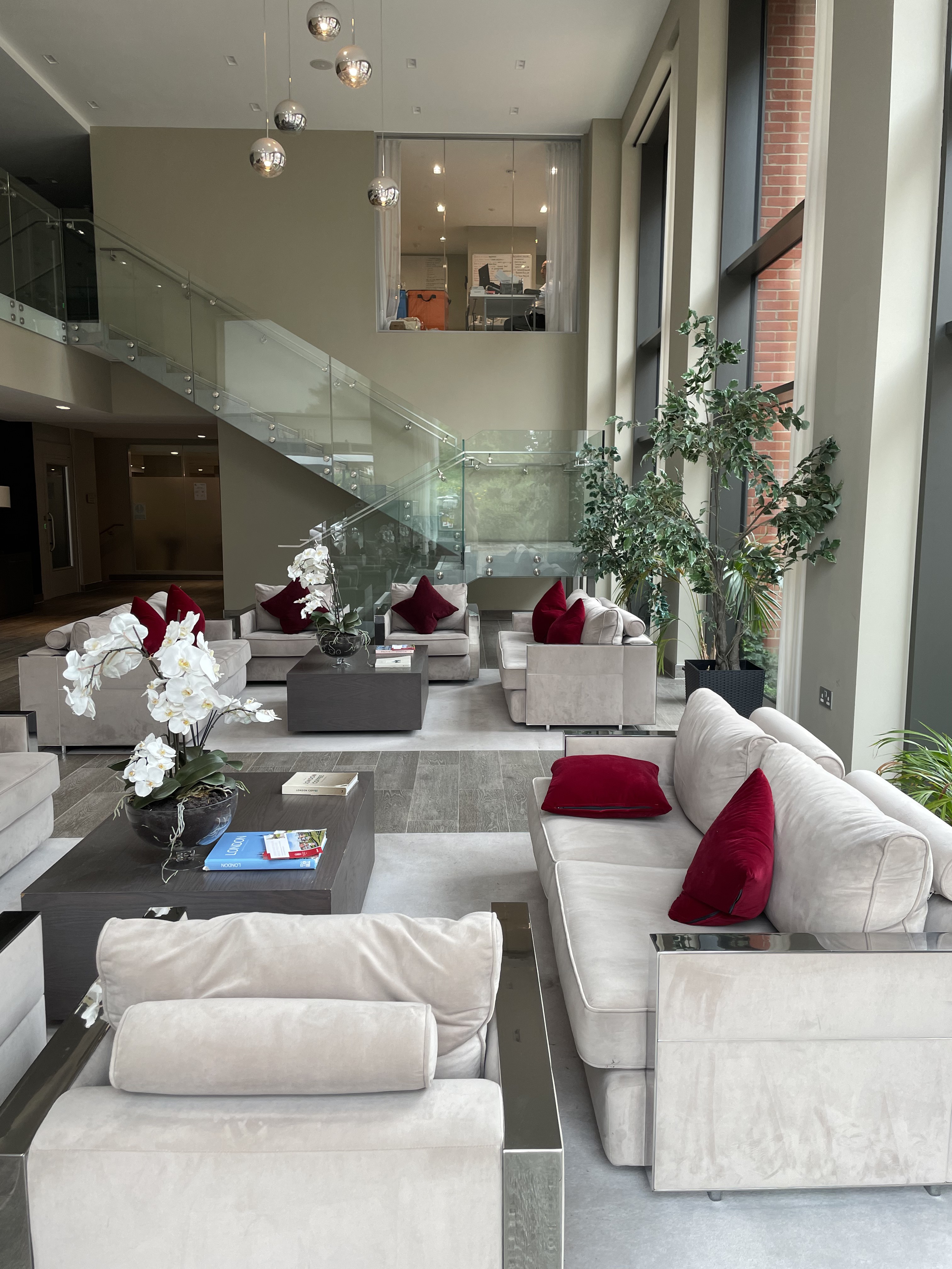 藍莎集團 | 英國置產一站式服務