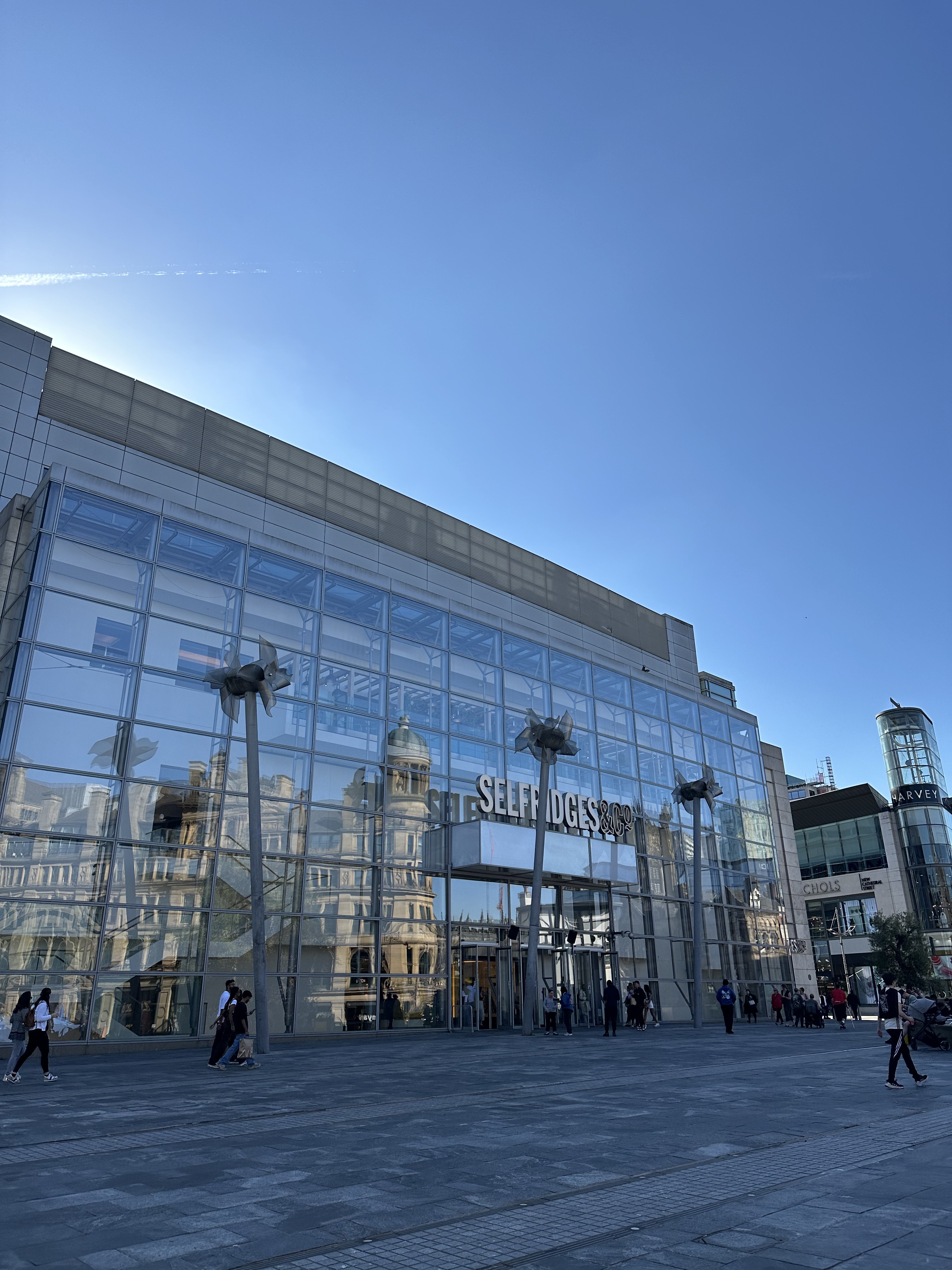 藍莎集團 - 英國樓盤、英國物業代理 | 英國買樓置業一站式服務