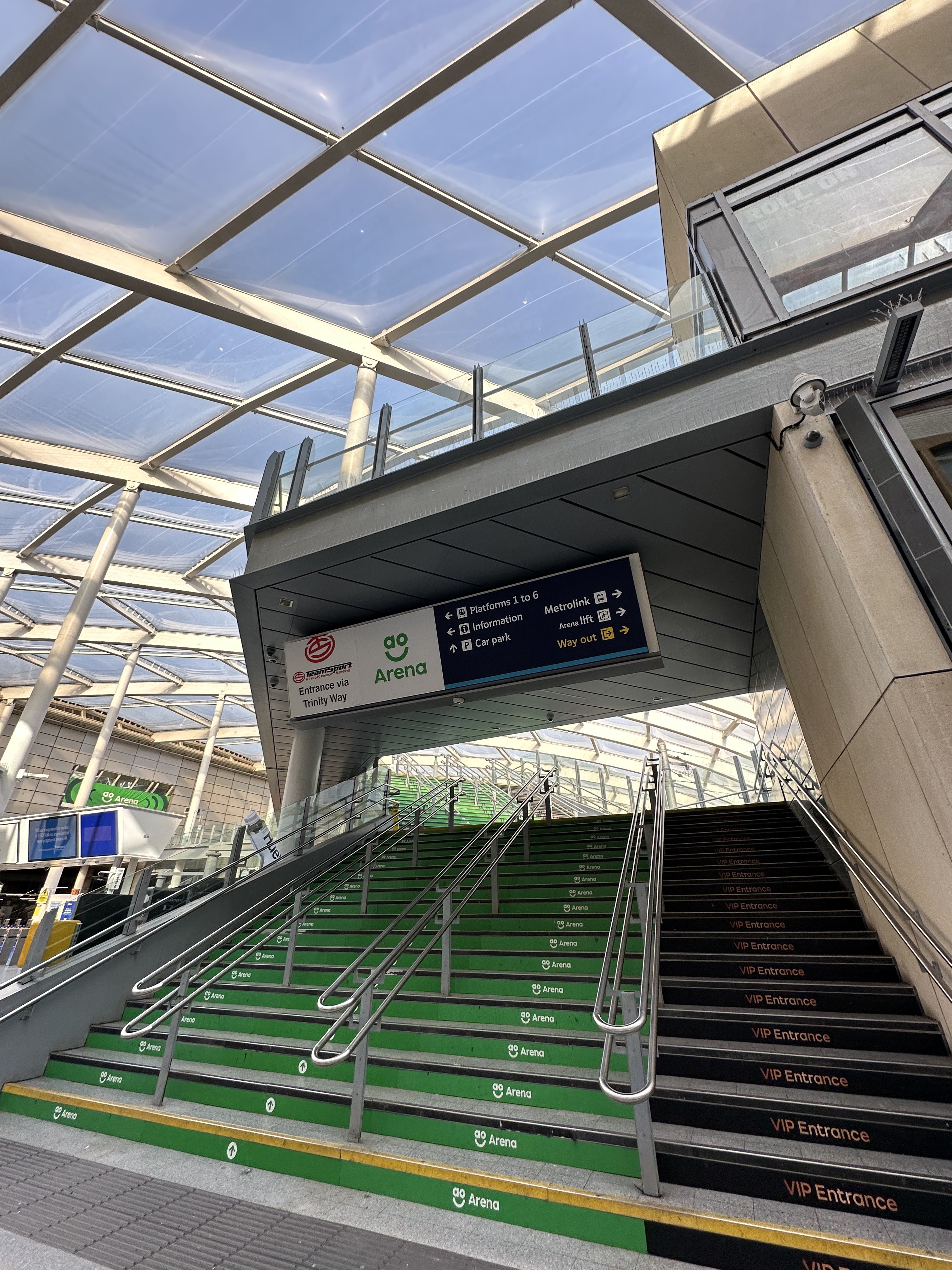 藍莎集團 - 英國樓盤、英國物業代理 | 英國買樓置業一站式服務