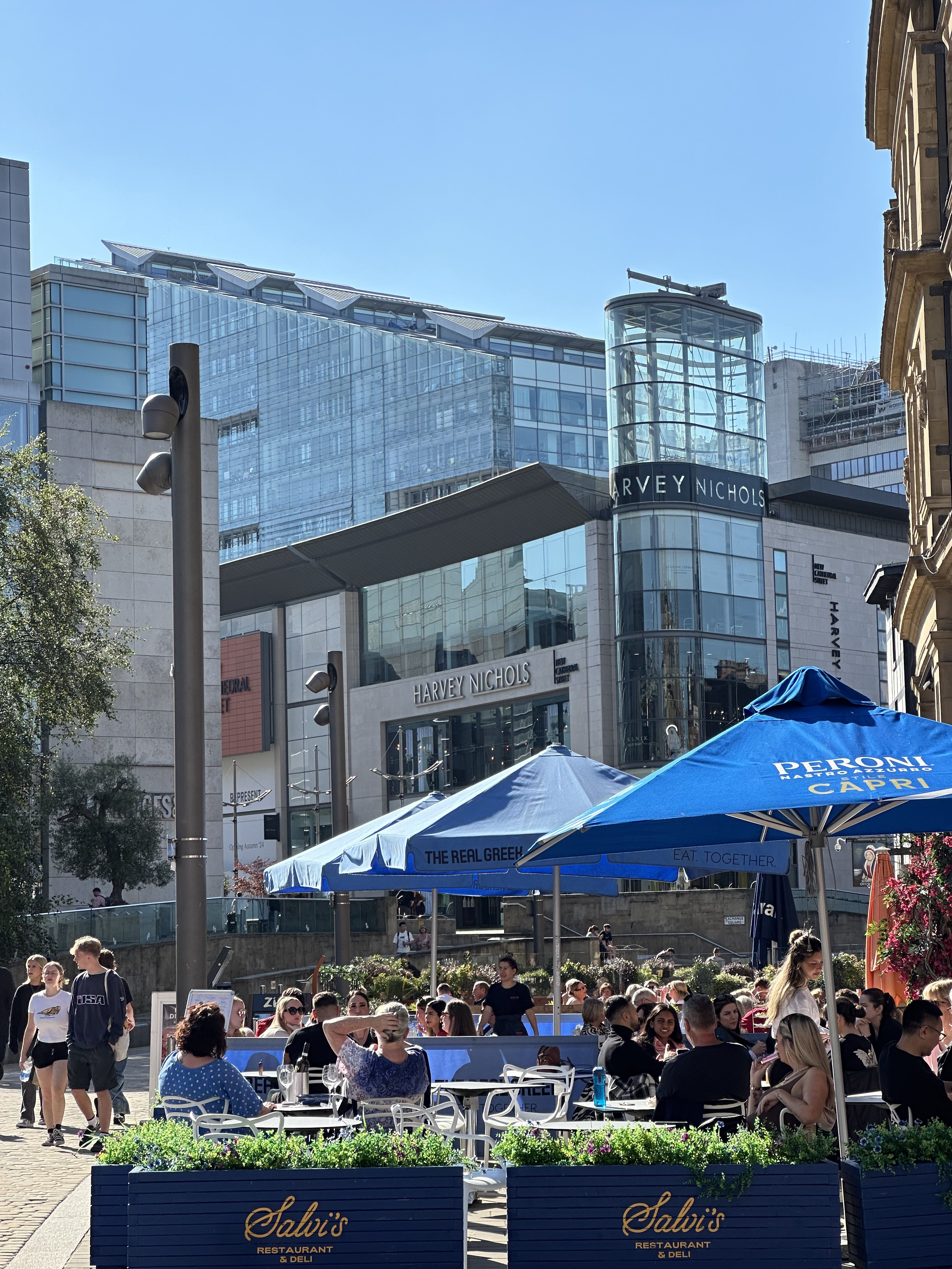 藍莎集團 - 英國樓盤、英國物業代理 | 英國買樓置業一站式服務