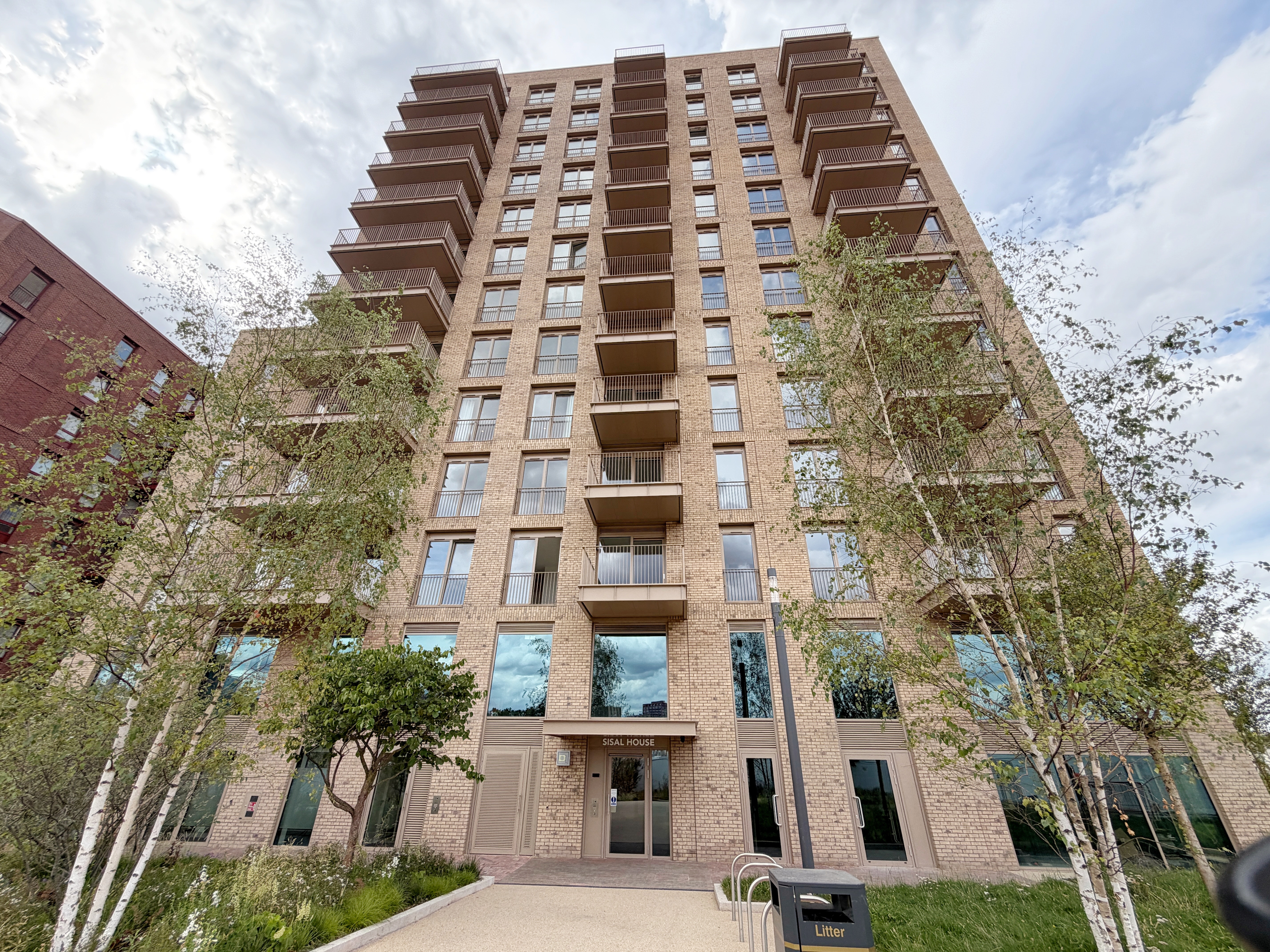Lansha Group - UK Real Estate, UK Property Agency | One stop shop for buying and purchasing properties in the UK