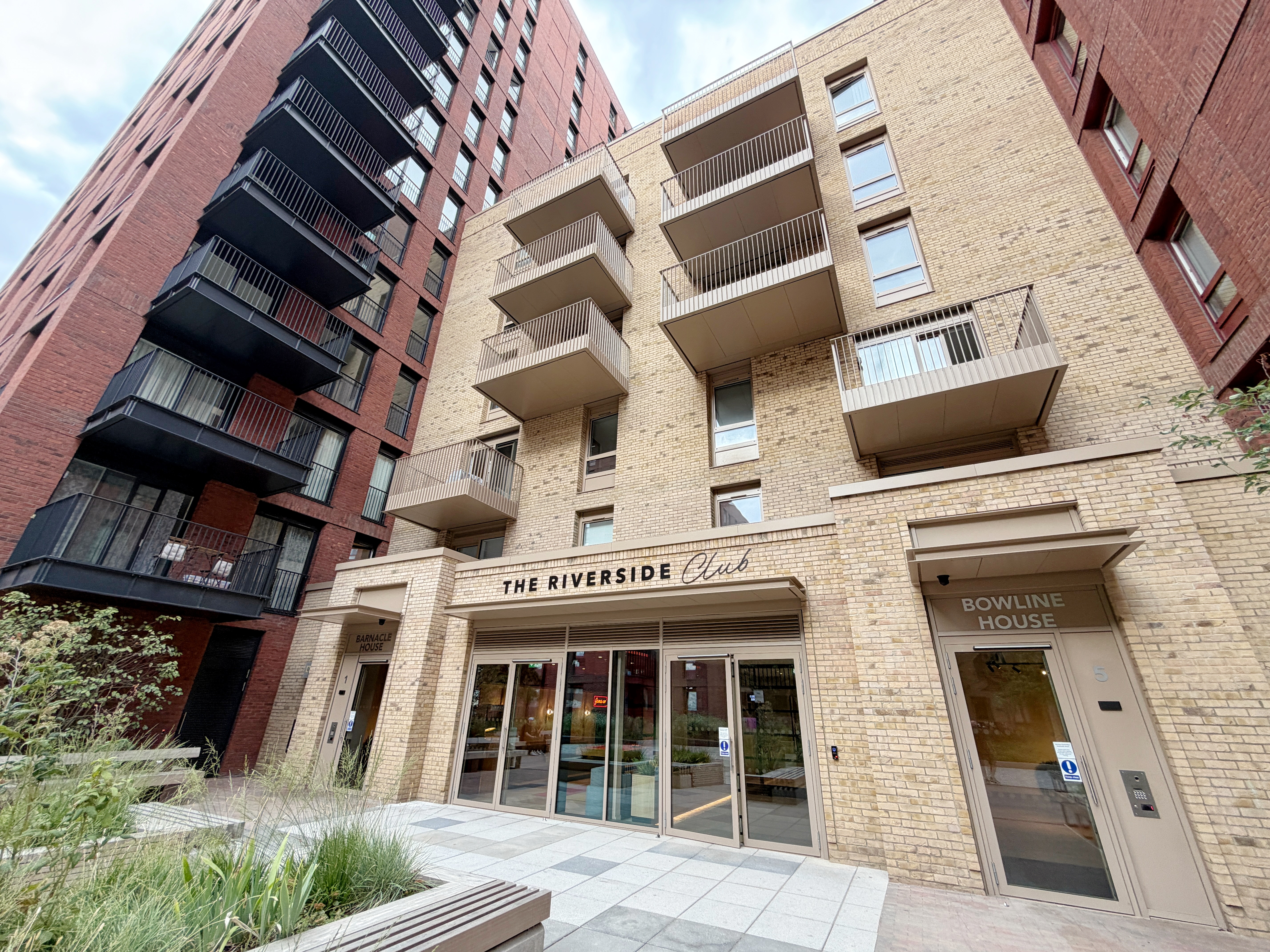 Lansha Group - UK Real Estate, UK Property Agency | One stop shop for buying and purchasing properties in the UK