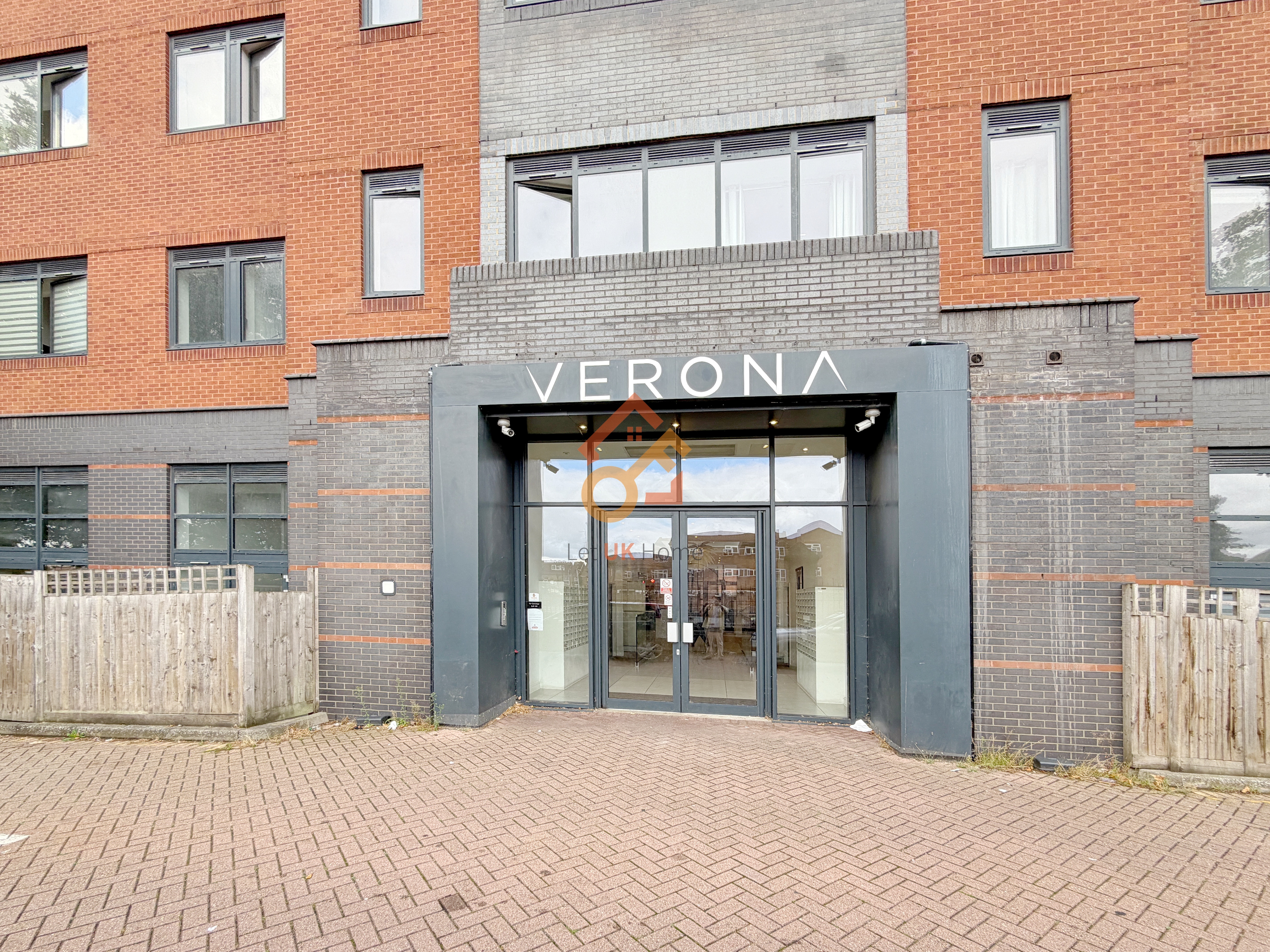斯劳·1房1卫·Verona Apartments 外立面