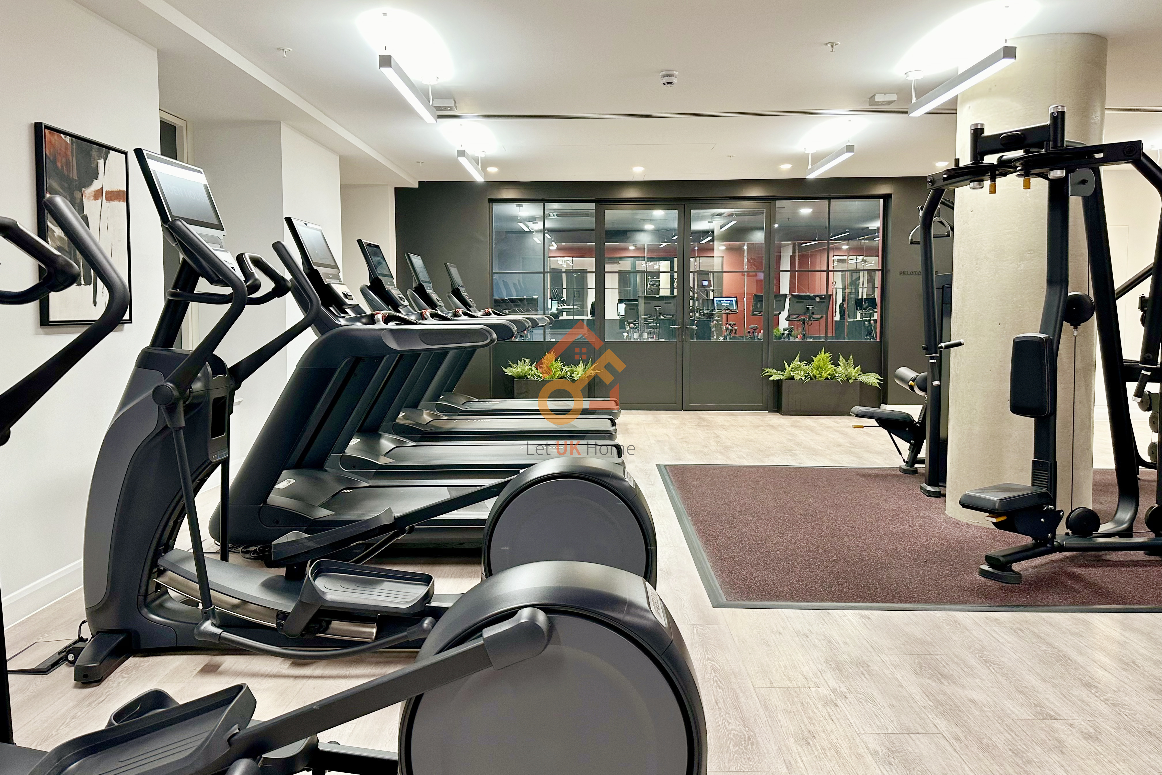 伦敦Royal Docks•1 Bedroom•Balearic Apartments 项目配套