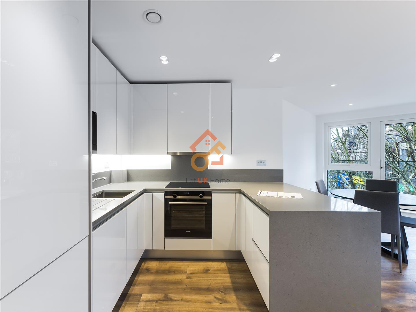 藍莎集團 - 英國樓盤、英國物業代理 | 英國買樓置業一站式服務