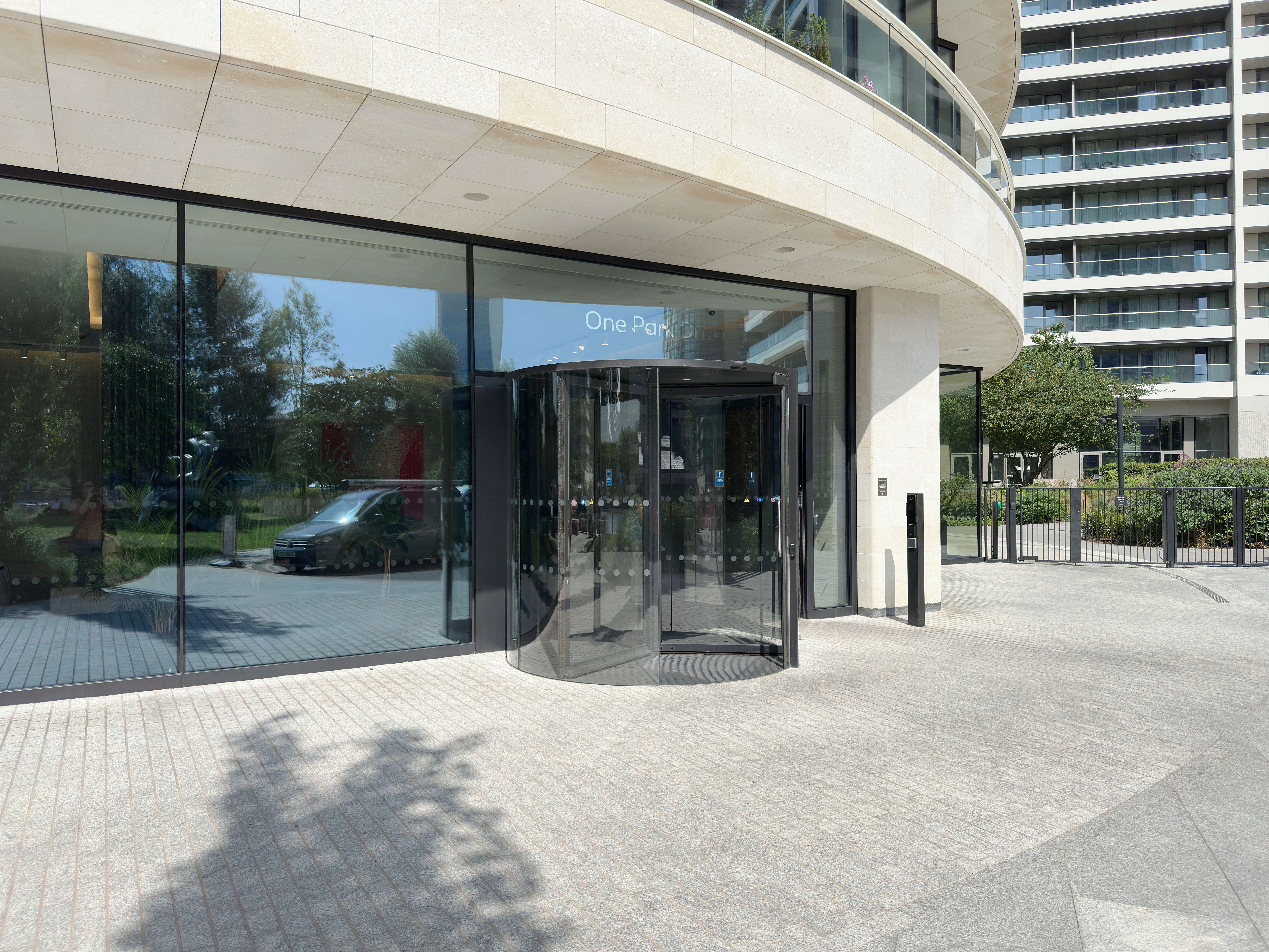 藍莎集團 | 英國置產一站式服務