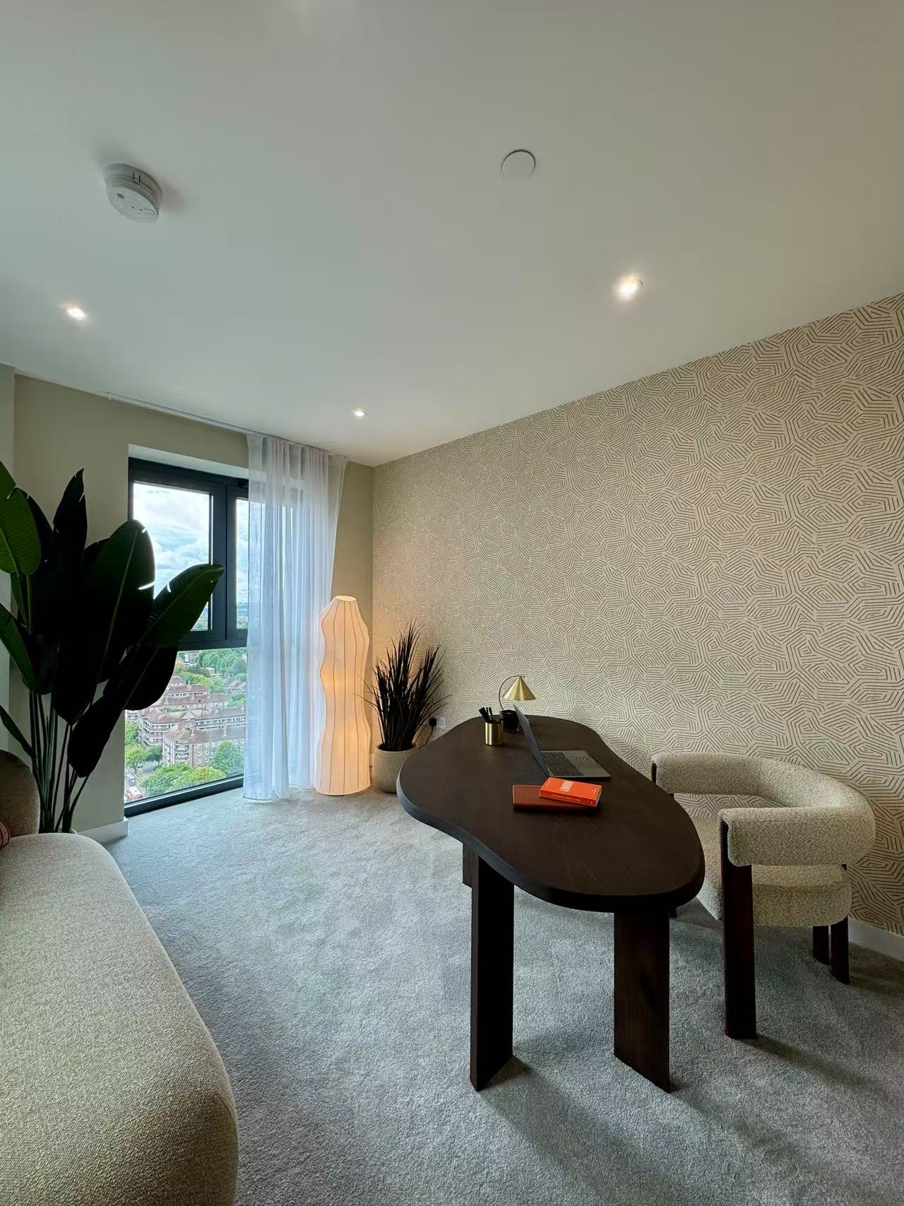 藍莎集團 - 英國樓盤、英國物業代理 | 英國買樓置業一站式服務