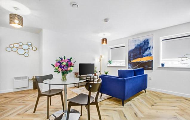 伦敦Mitcham•close to Tooting and Wimbledon酒店公寓 公寓图片