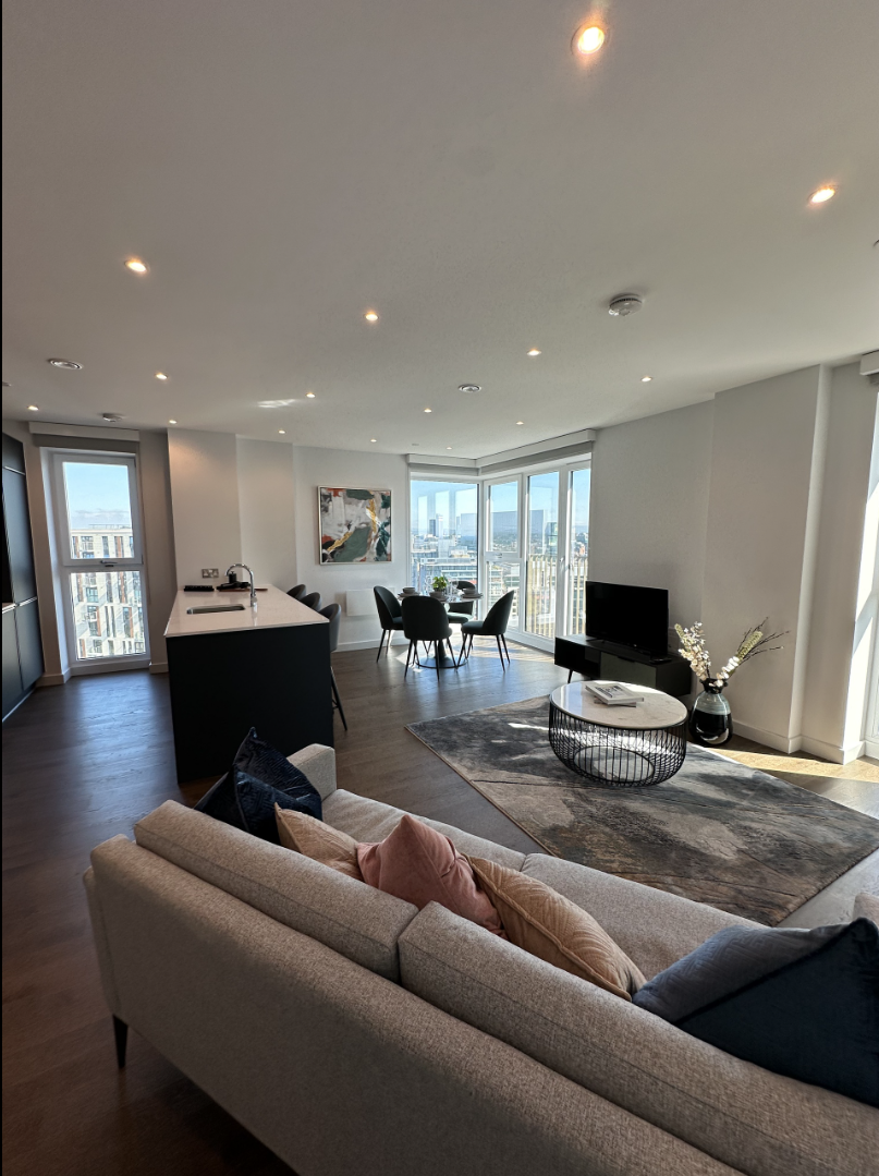 藍莎集團 | 英國置產一站式服務