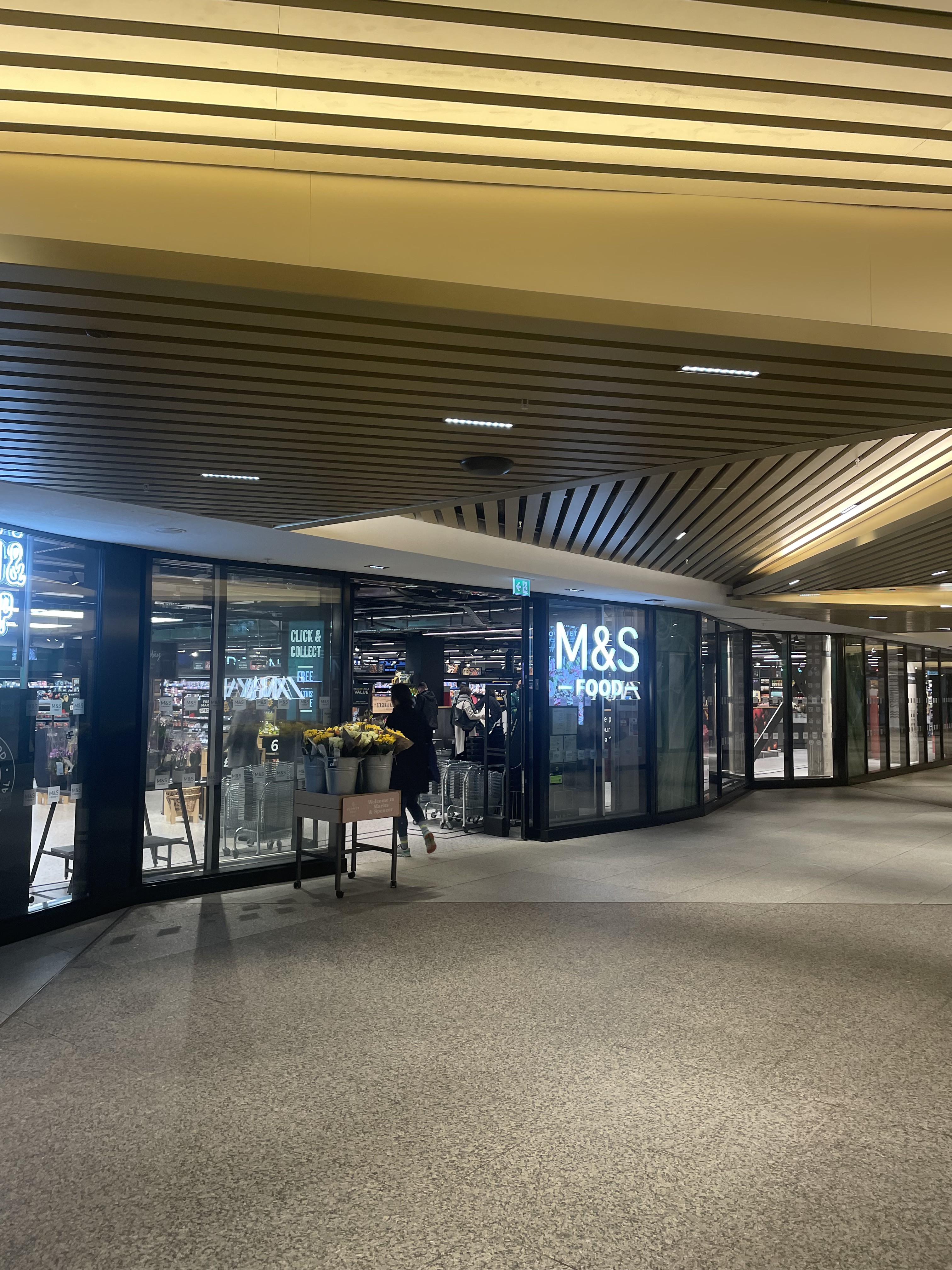 藍莎集團 | 英國置產一站式服務