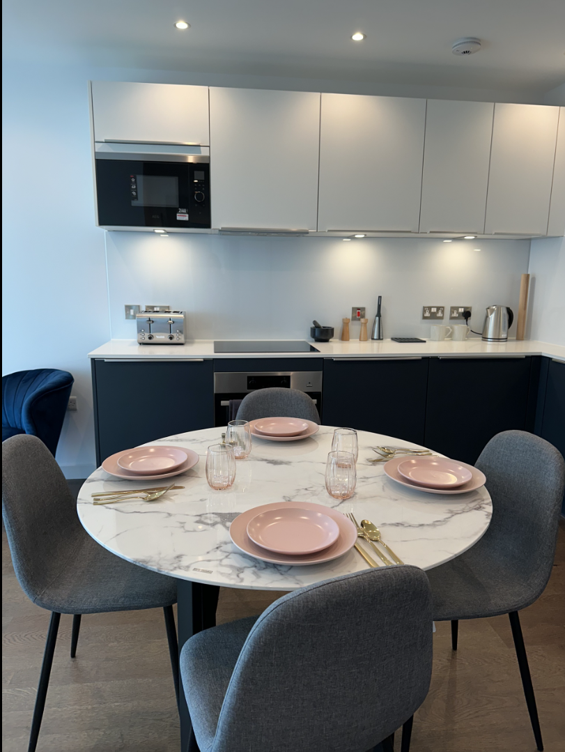 藍莎集團 | 英國置產一站式服務