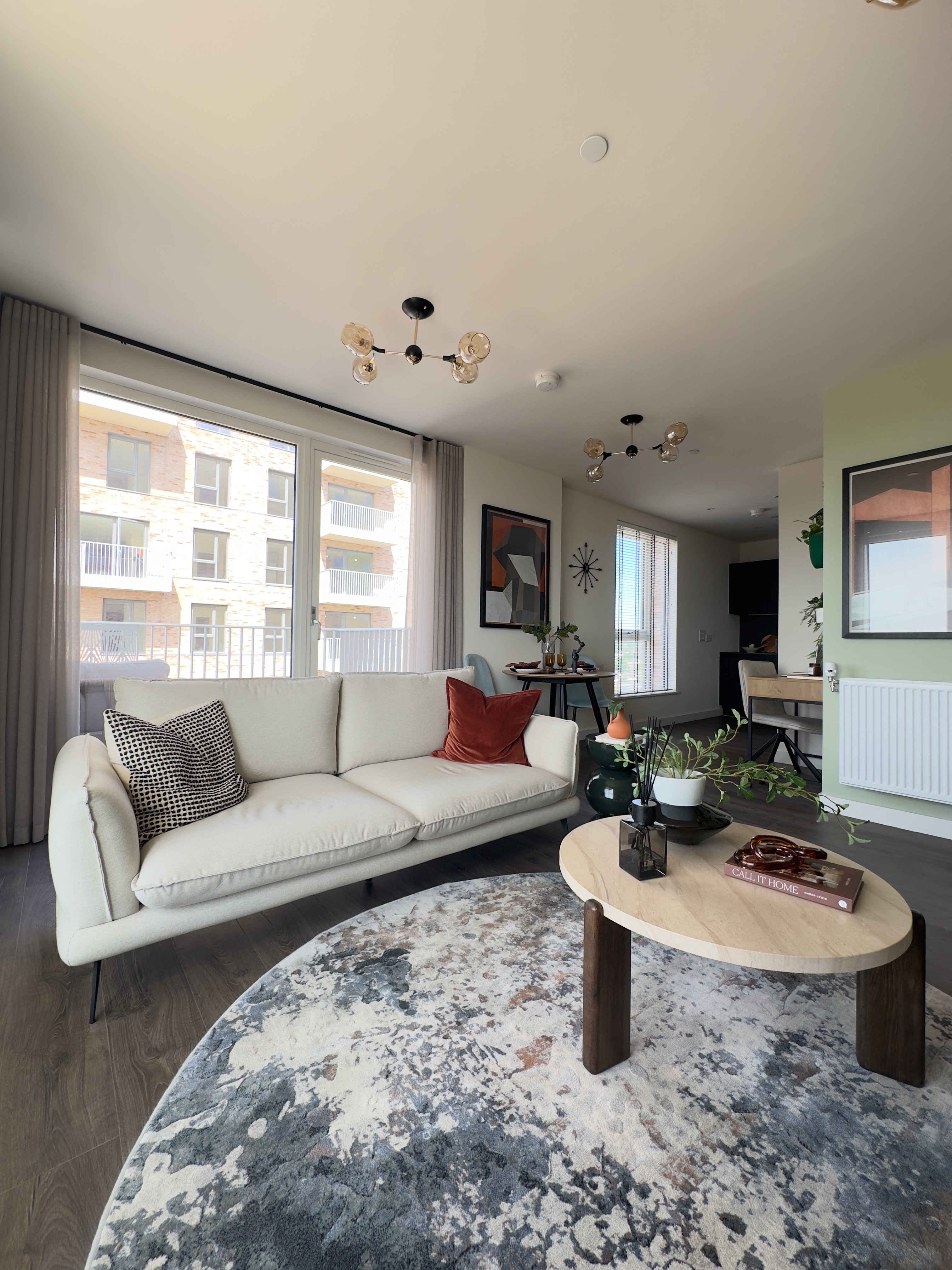 藍莎集團 - 英國樓盤、英國物業代理 | 英國買樓置業一站式服務