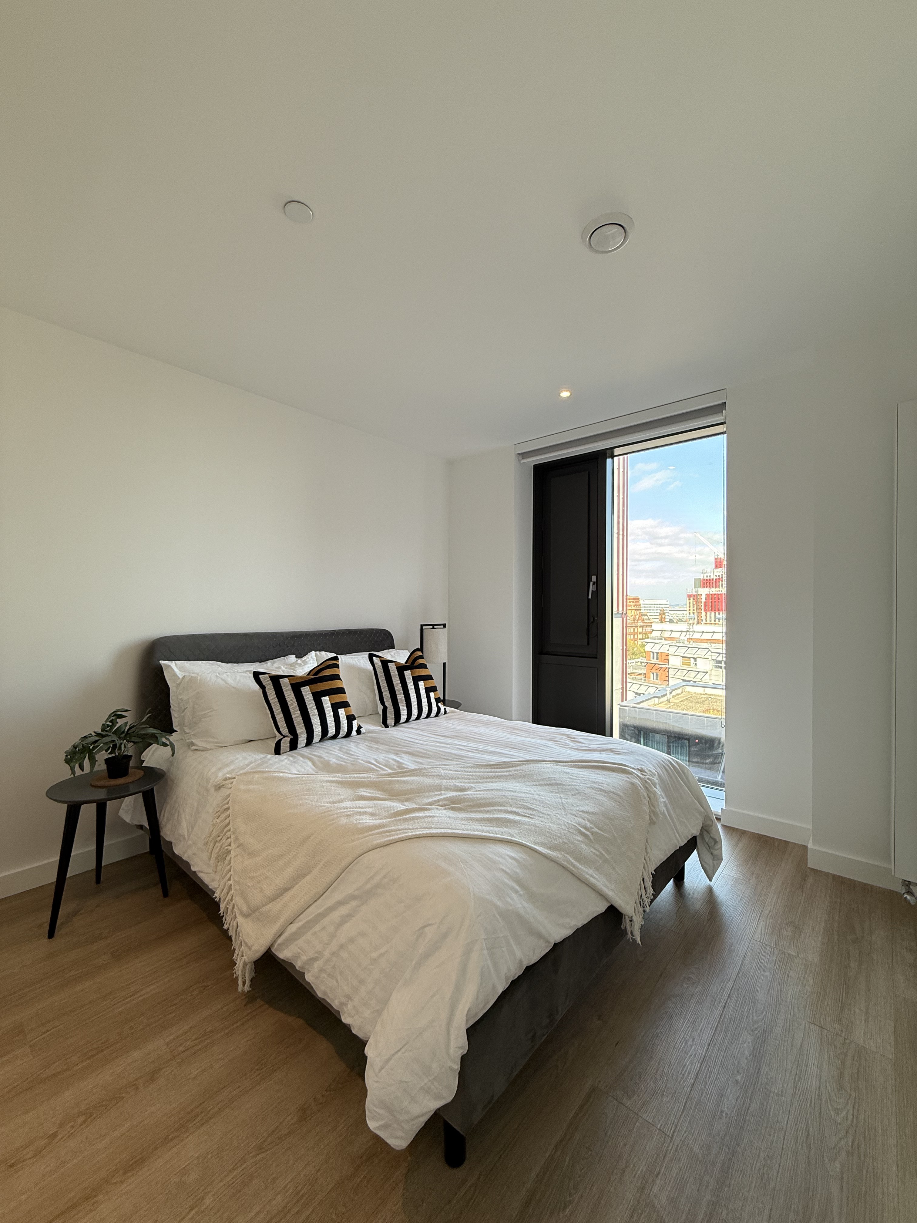 藍莎集團 | 英國置產一站式服務