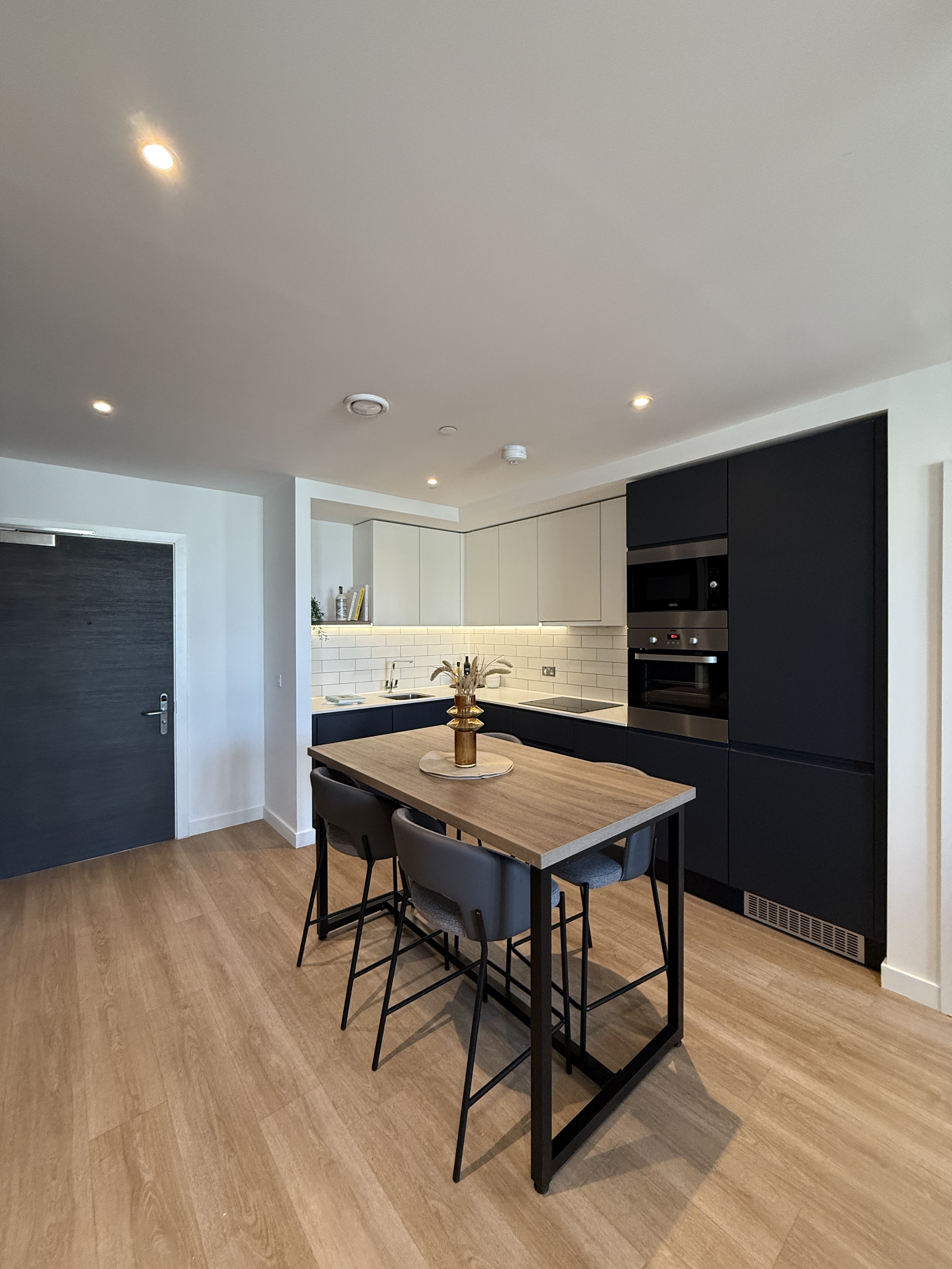 藍莎集團 | 英國置產一站式服務