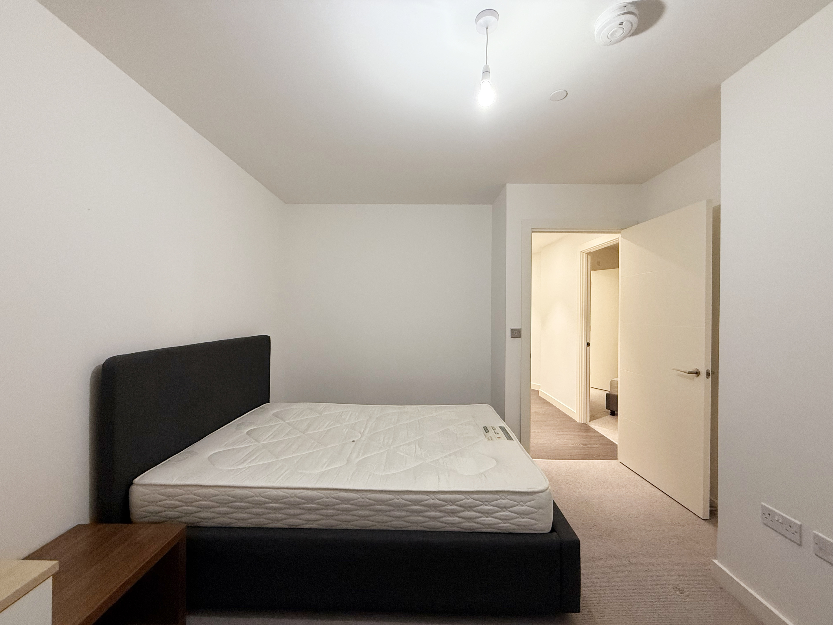 藍莎集團 | 英國置產一站式服務