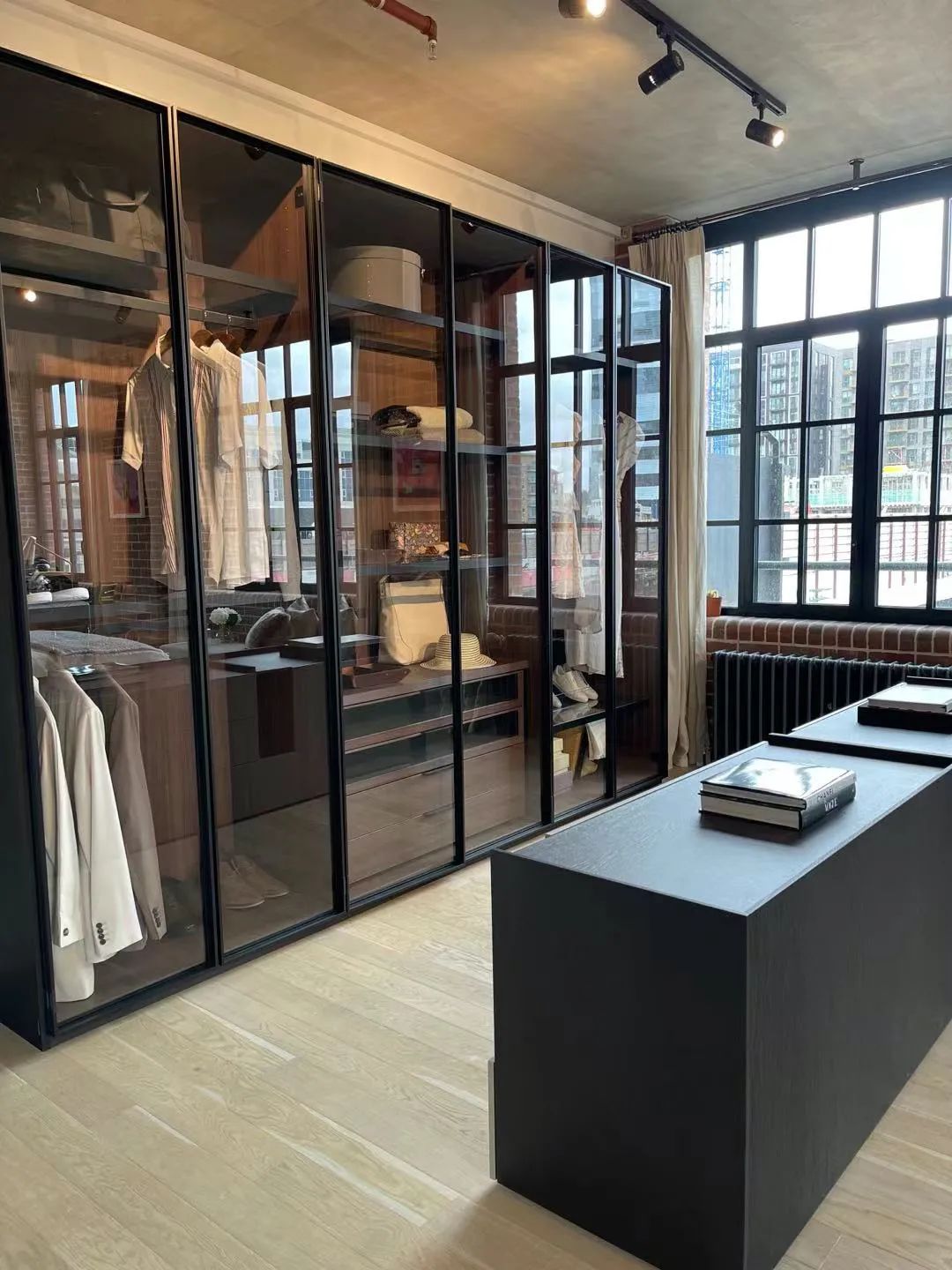 藍莎集團 | 英國置產一站式服務