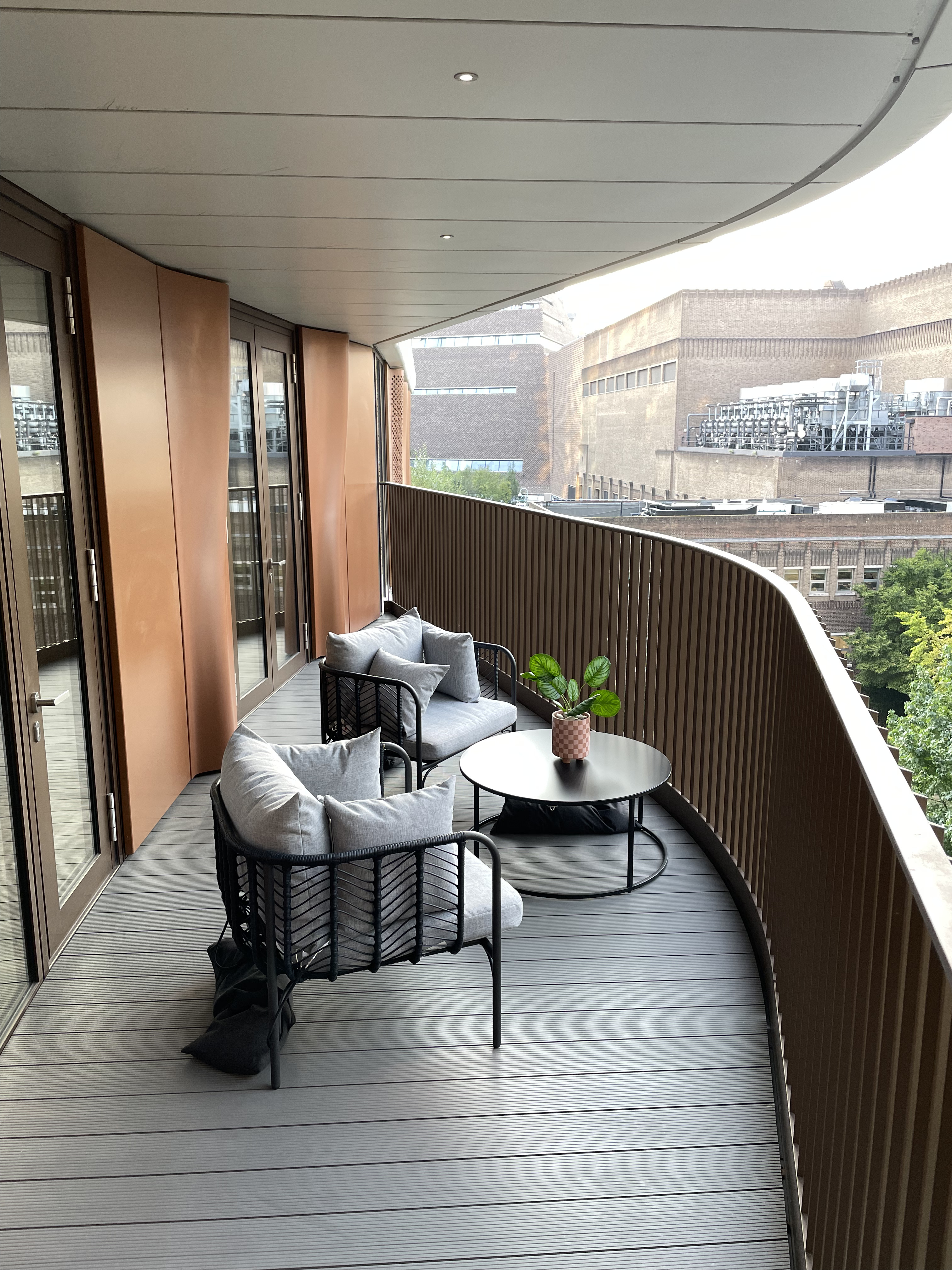 藍莎集團 | 英國置產一站式服務