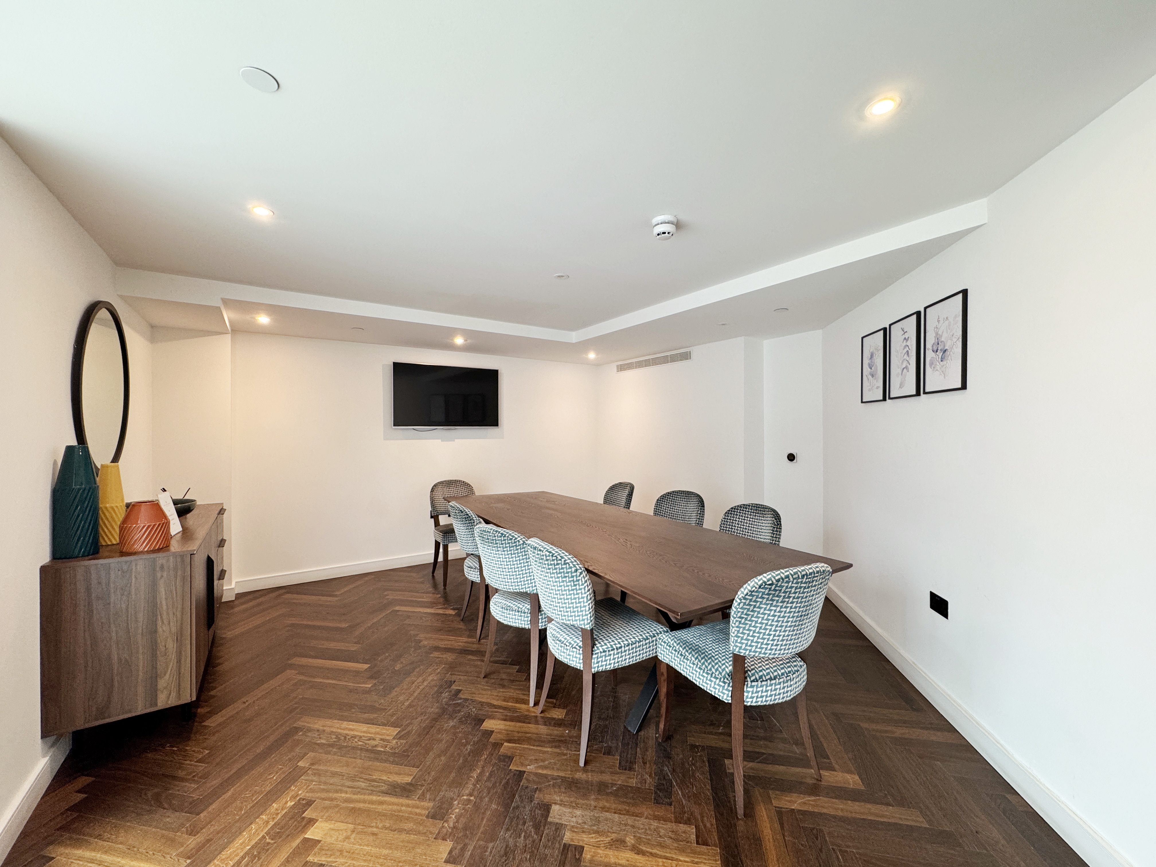 伦敦Kingston·2房2卫·Royal Exchange 项目配套