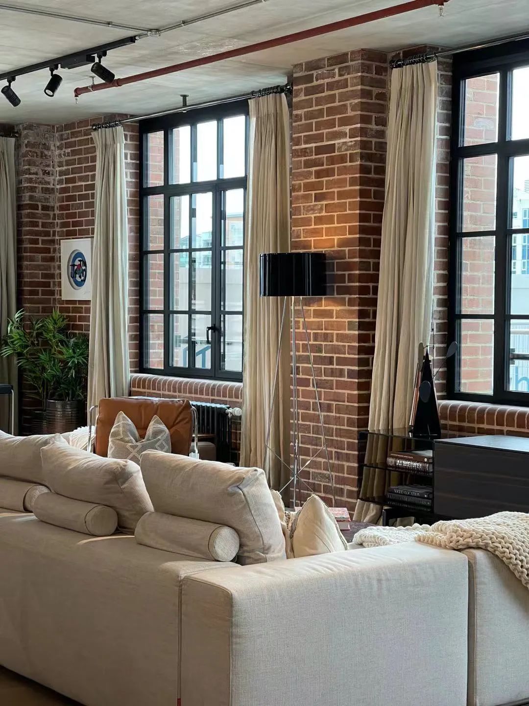 藍莎集團 | 英國置產一站式服務