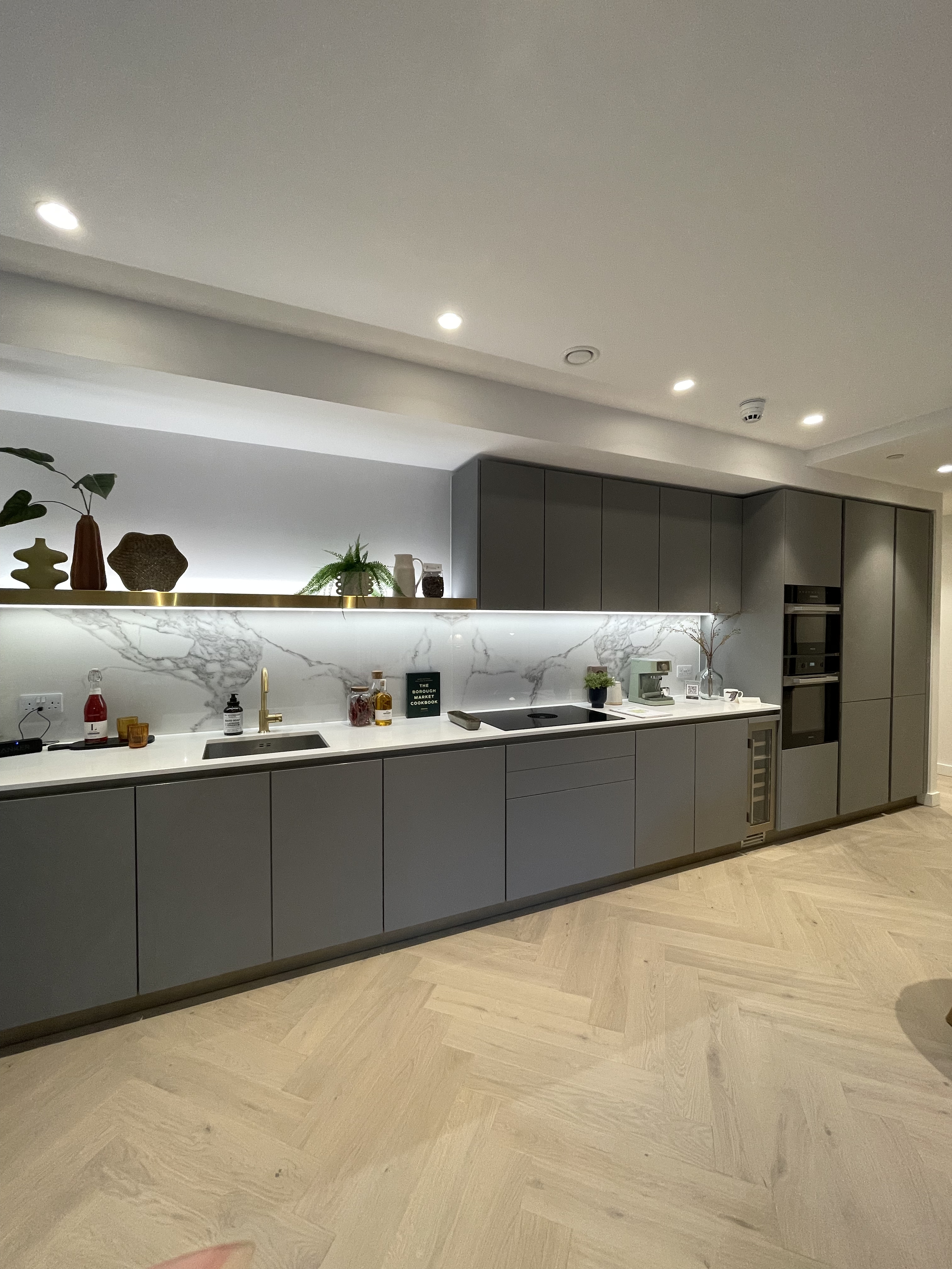 藍莎集團 | 英國置產一站式服務