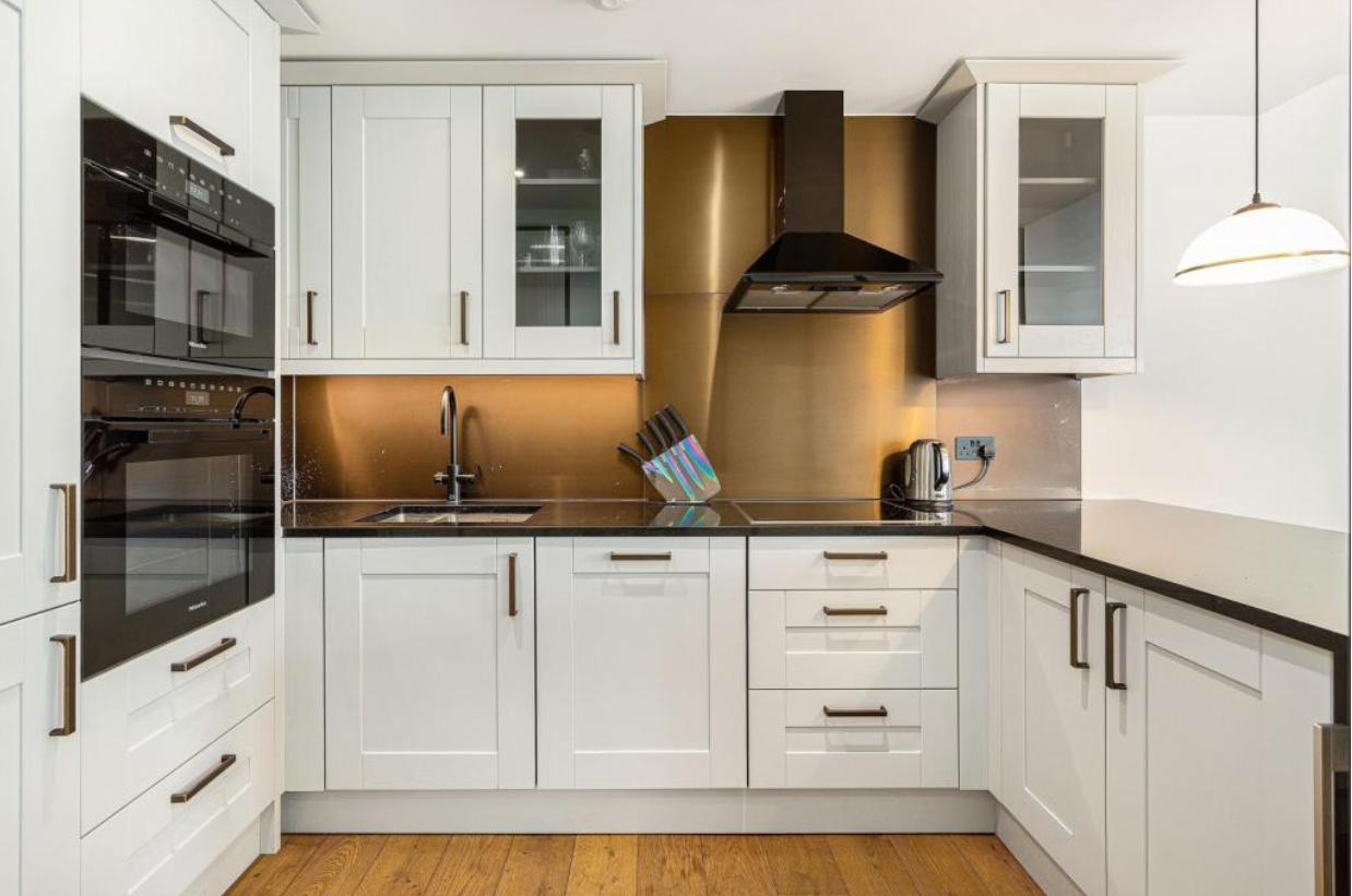 藍莎集團 | 英國置產一站式服務