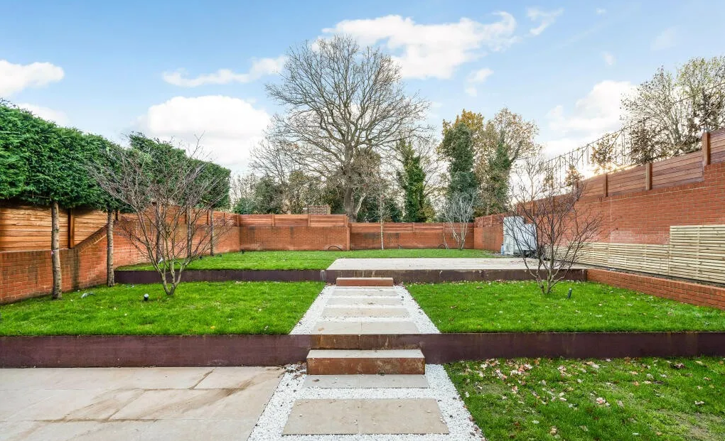 Lansha Group - UK Real Estate, UK Property Agency | One stop shop for buying and purchasing properties in the UK