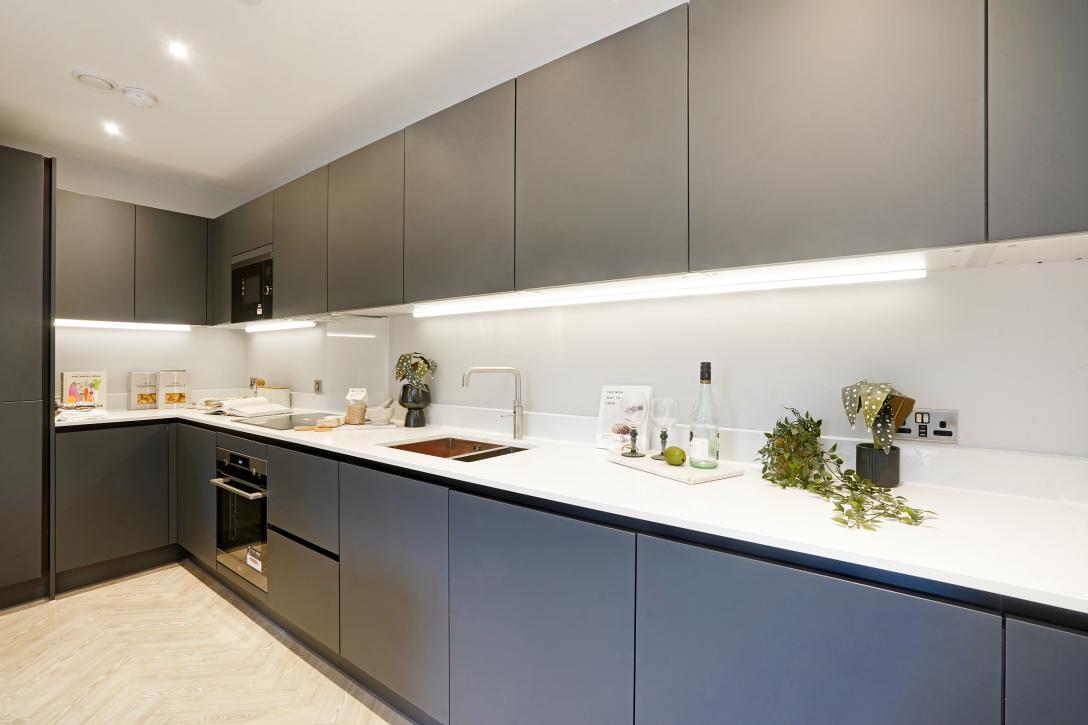 藍莎集團 | 英國置產一站式服務