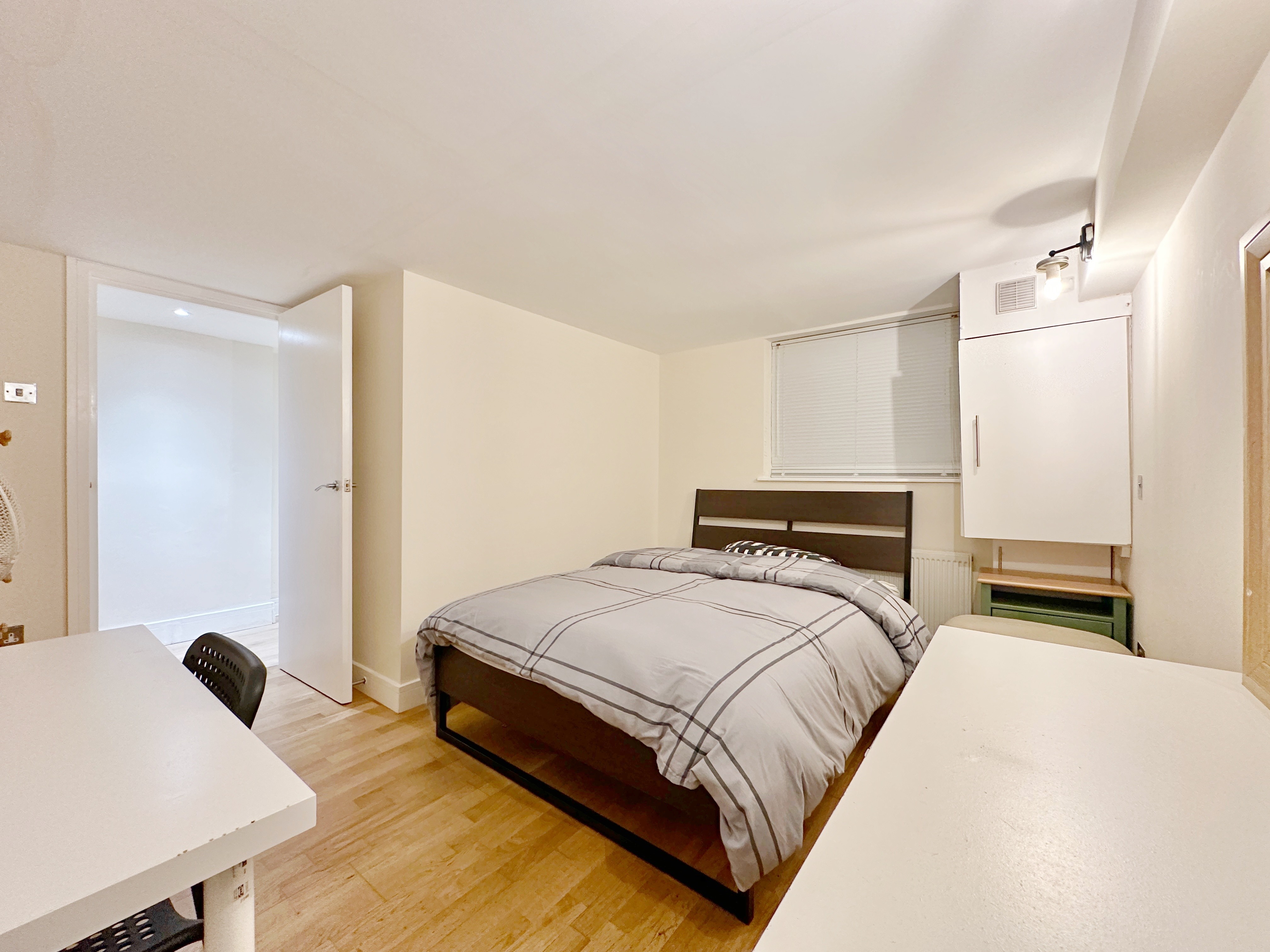 伦敦Cozy 3bedroom apartment near Elizabeth line 舒适3卧室公寓